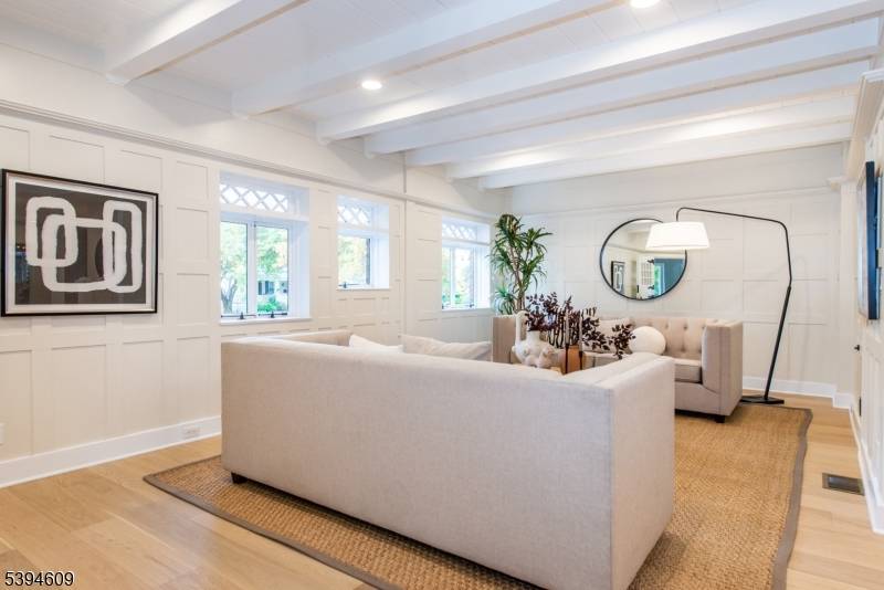 Glen Ridge Boro Twp., NJ 07028,1 Hamilton Rd