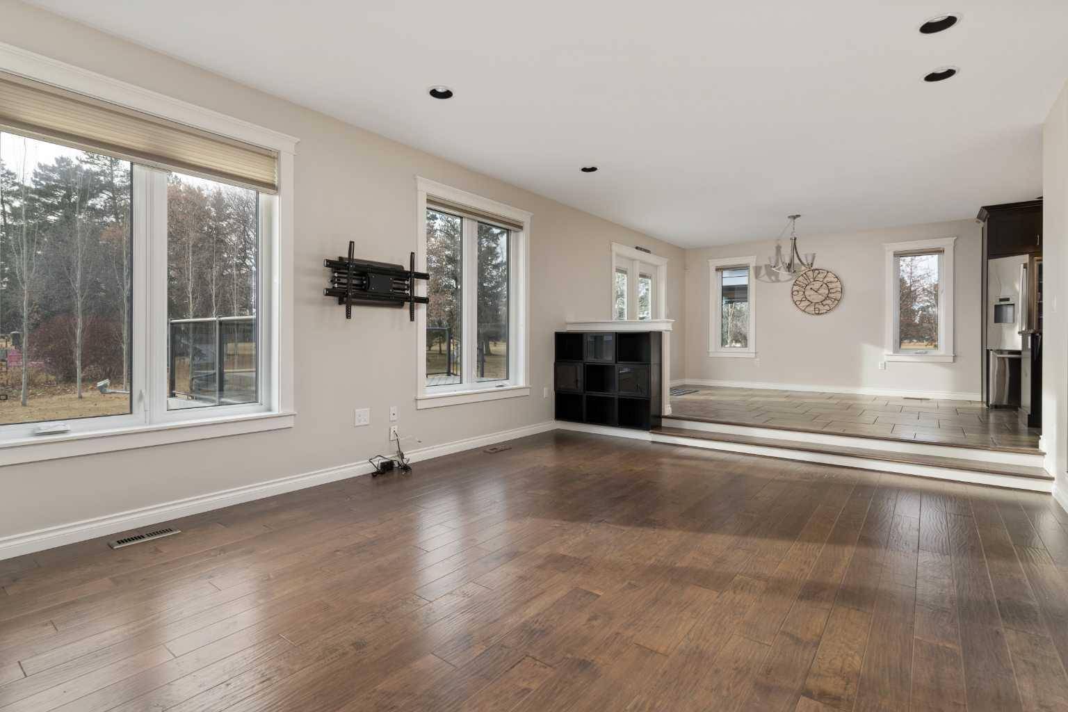 Sedgewick, AB T0B 4C0,38 Bluebird Place