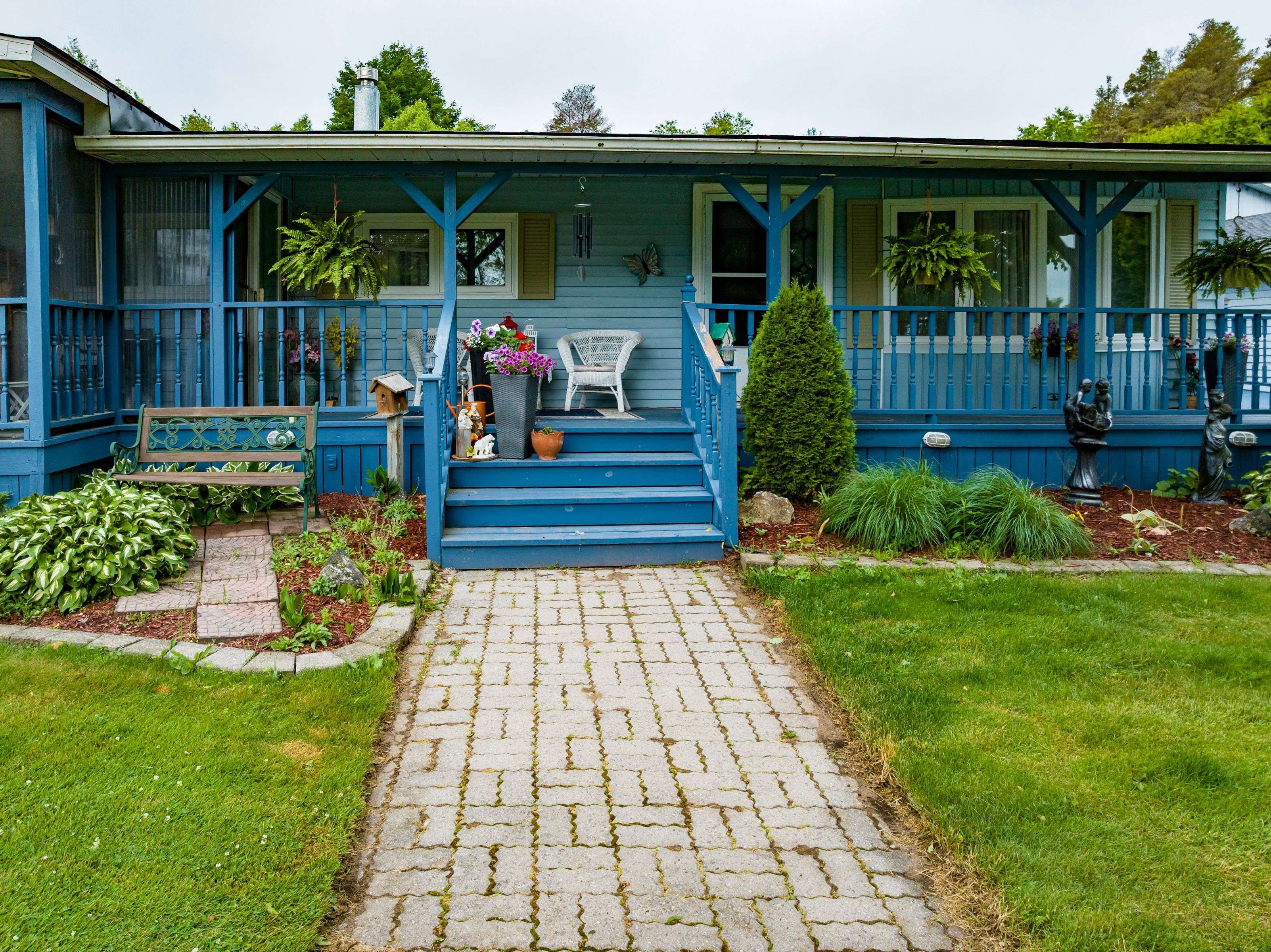 Clearview, ON L0M 1N0,3354 McCarthy DR