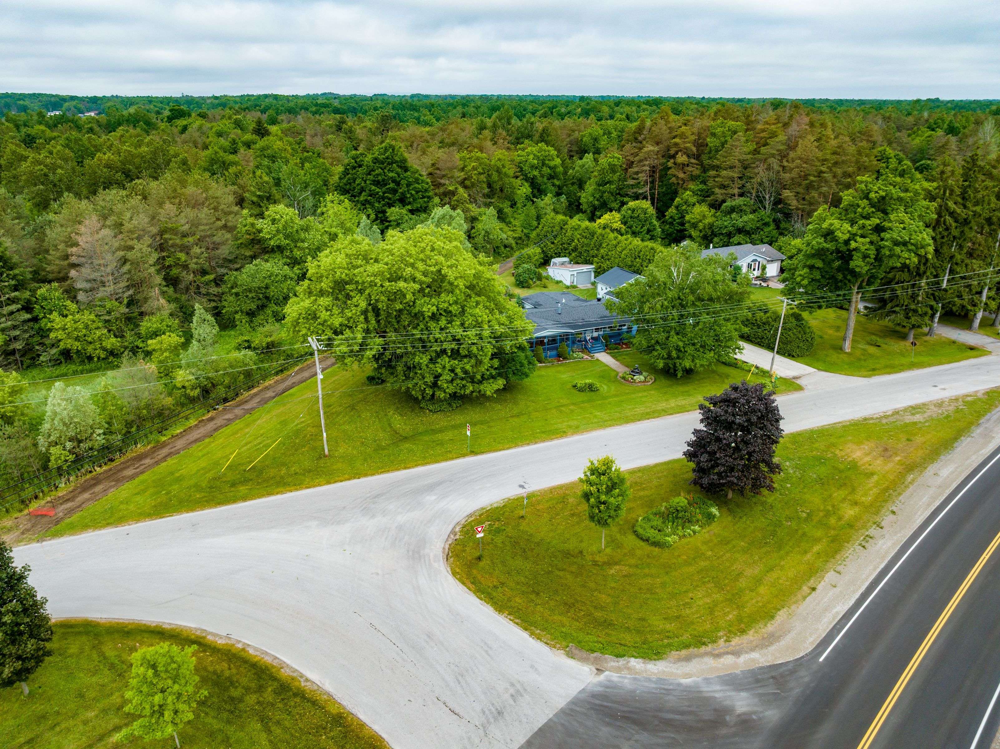 Clearview, ON L0M 1N0,3354 McCarthy DR