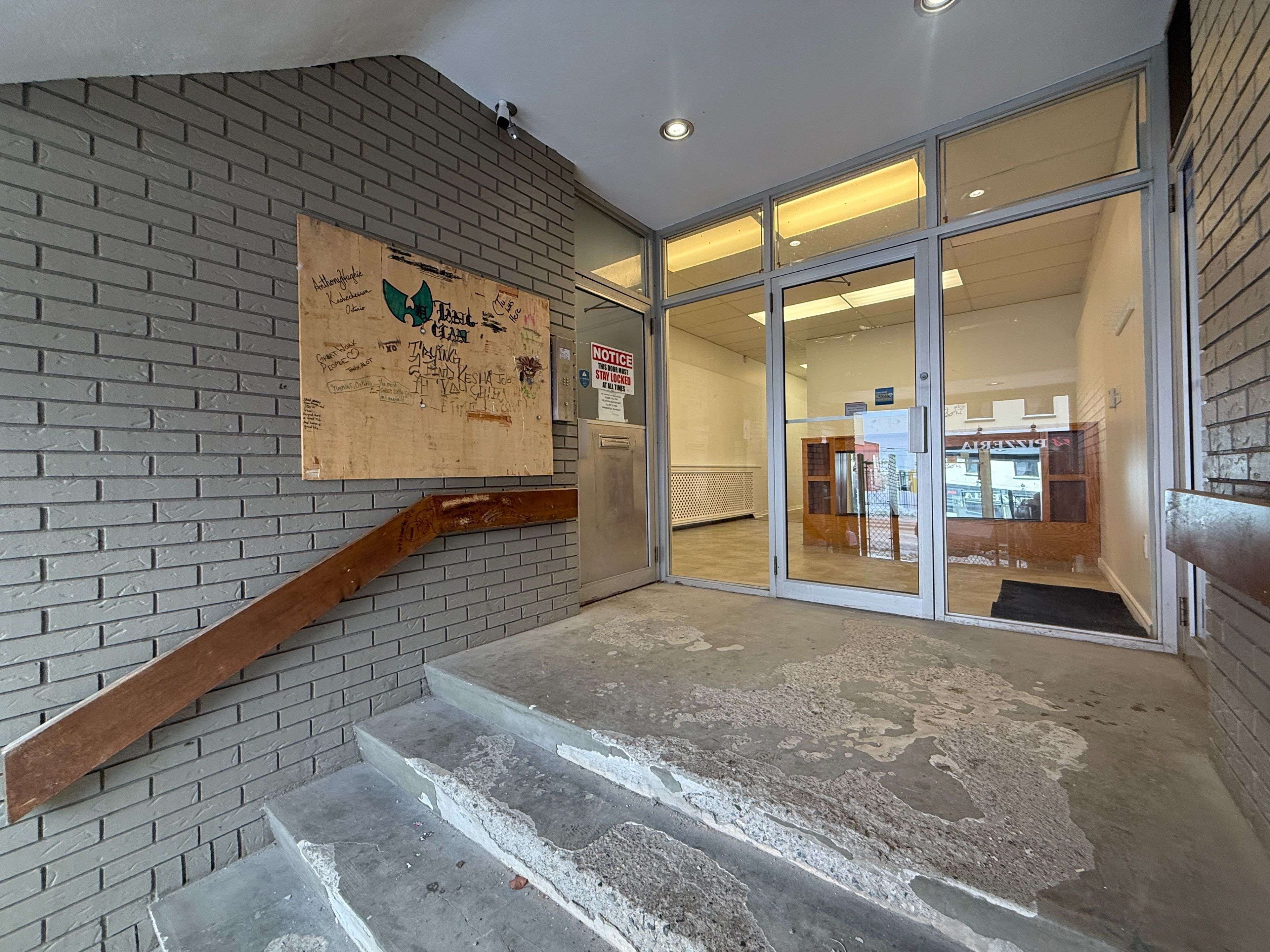 Timmins, ON P4N 2J8,36 Pine ST S