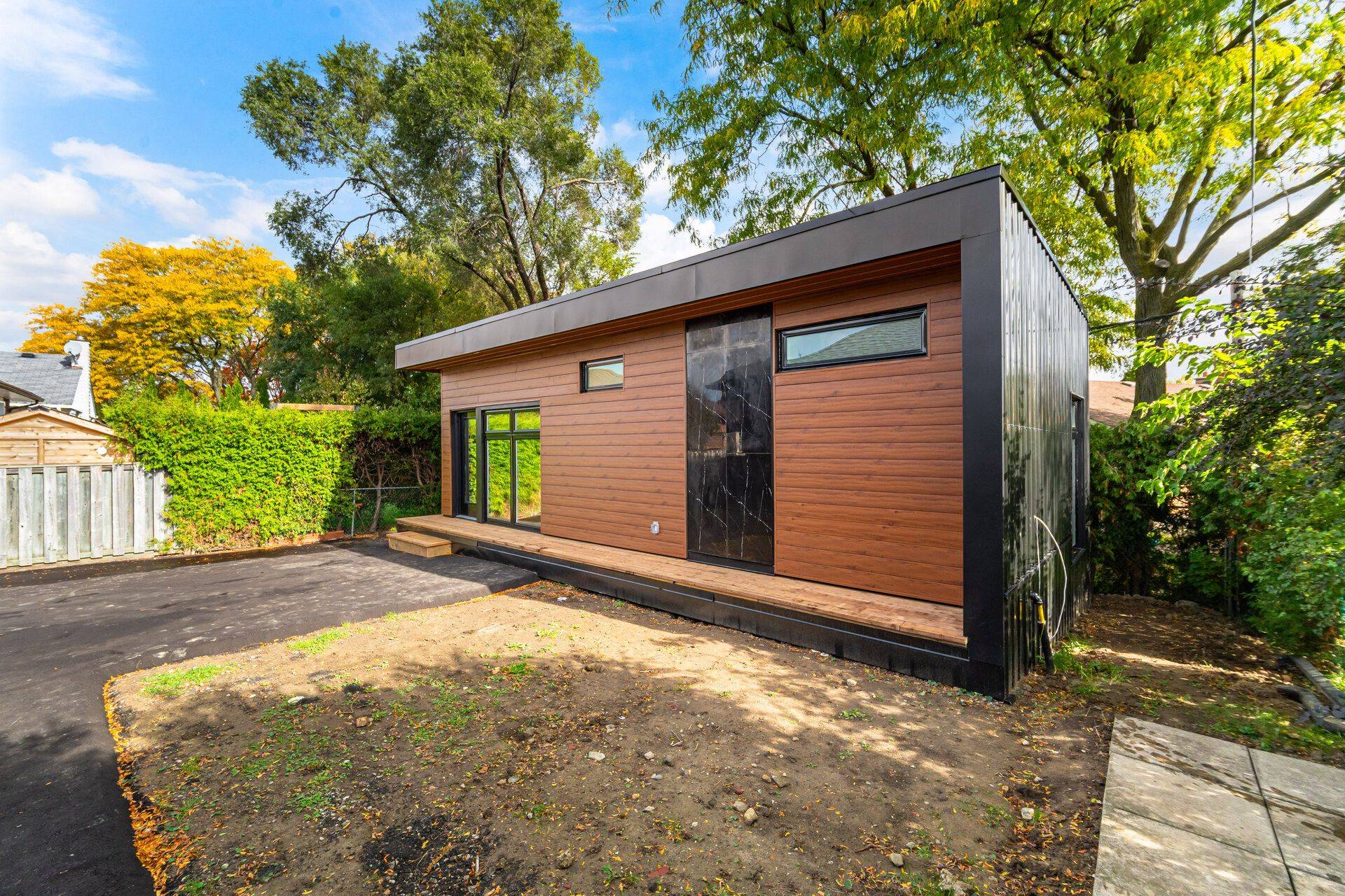 Toronto W09, ON M9R 3C6,25 Templar DR