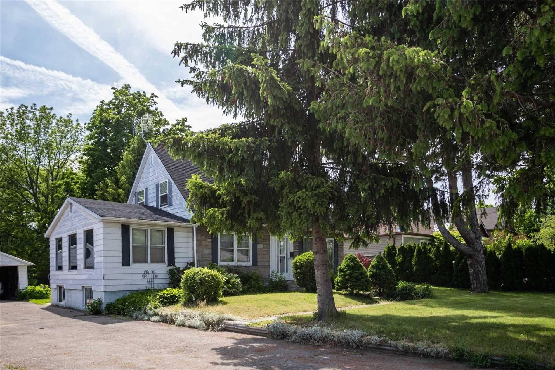 Mississauga, ON L5E 2N3,1494 Haig BLVD