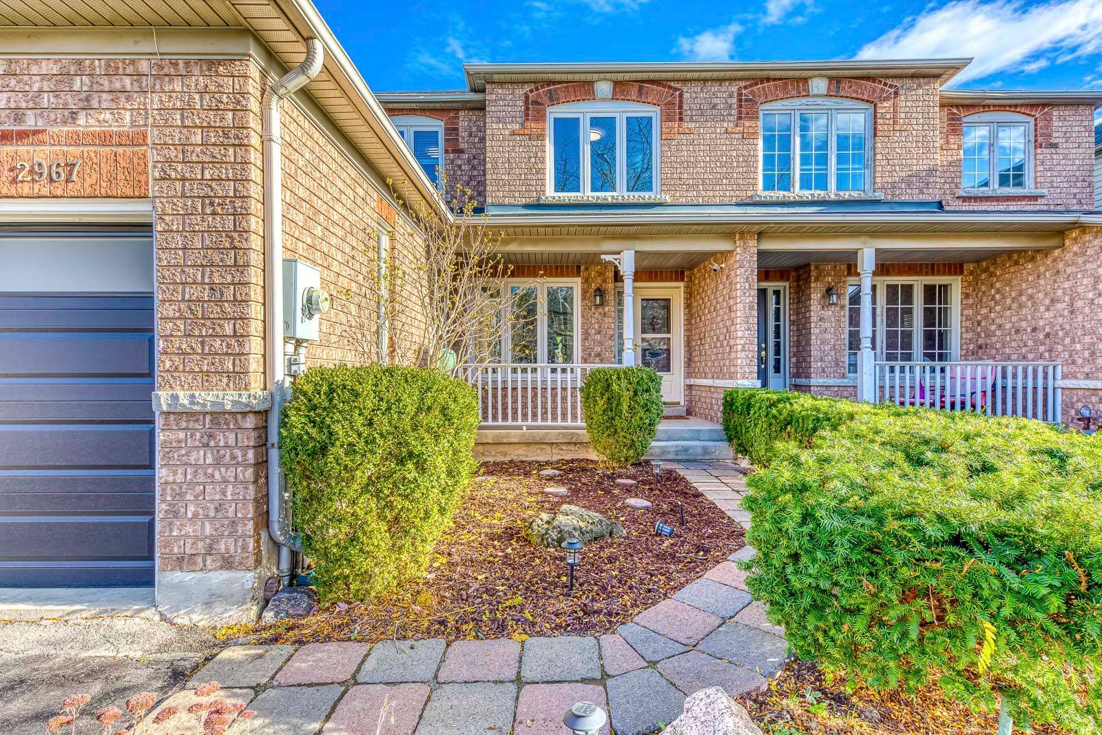 Burlington, ON L7M 4K7,2967 Jackson DR