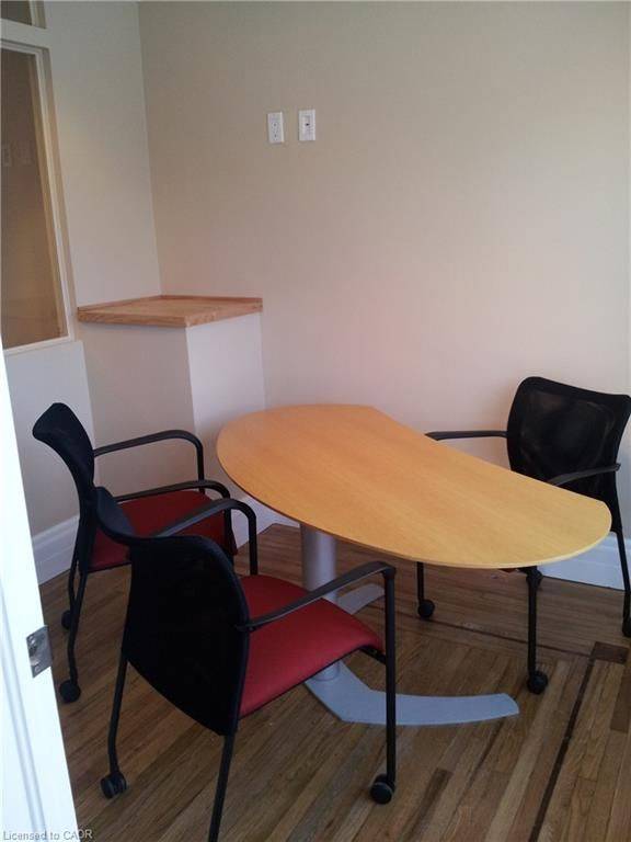 Hamilton, ON L9A 3P8,609 Upper Wellington ST