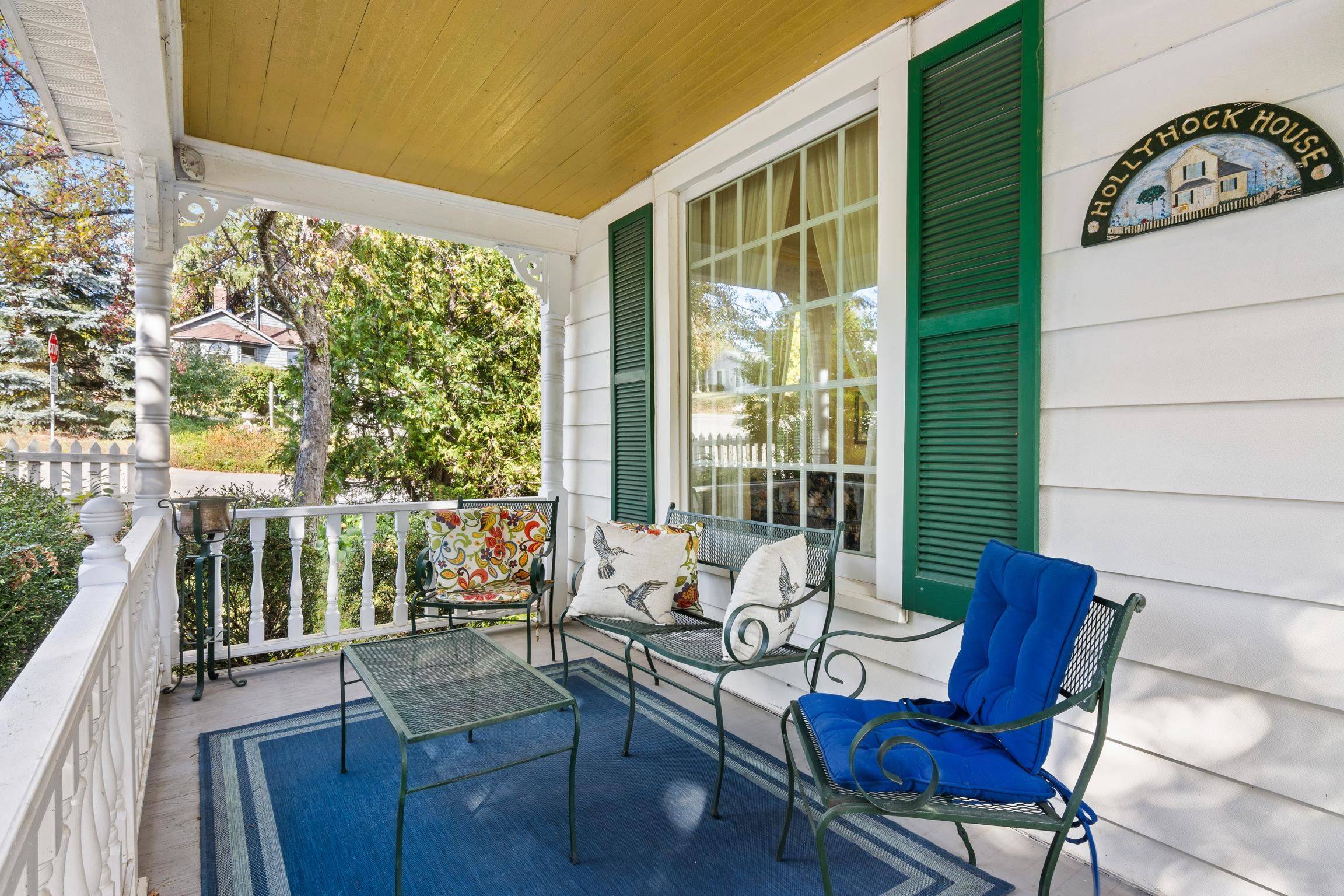 Northport, MI 49670,408 N Mill ST