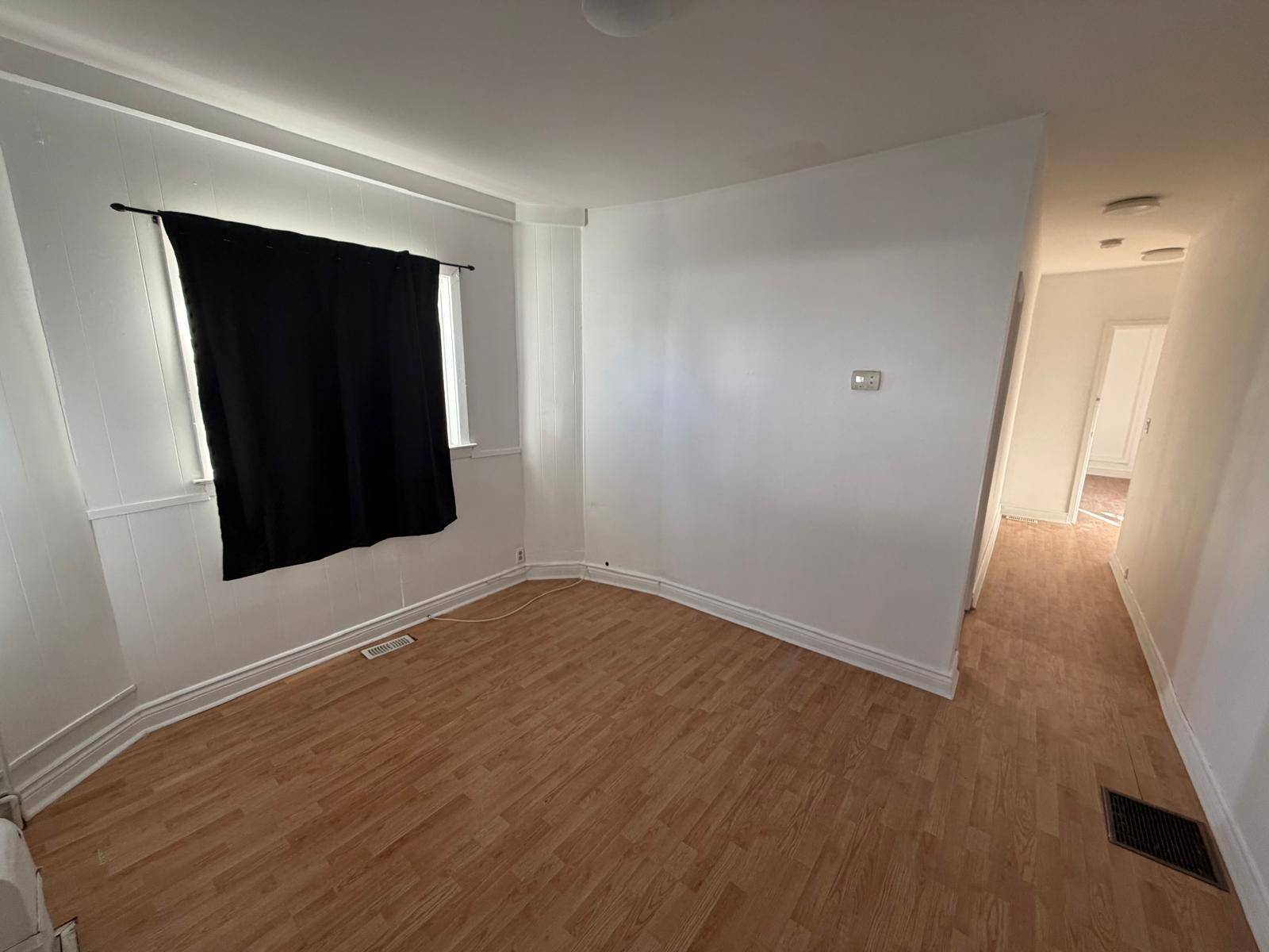 Toronto E06, ON M1L 3Z2,515 Warden AVE #Main Flr & Bsmt, Unit A