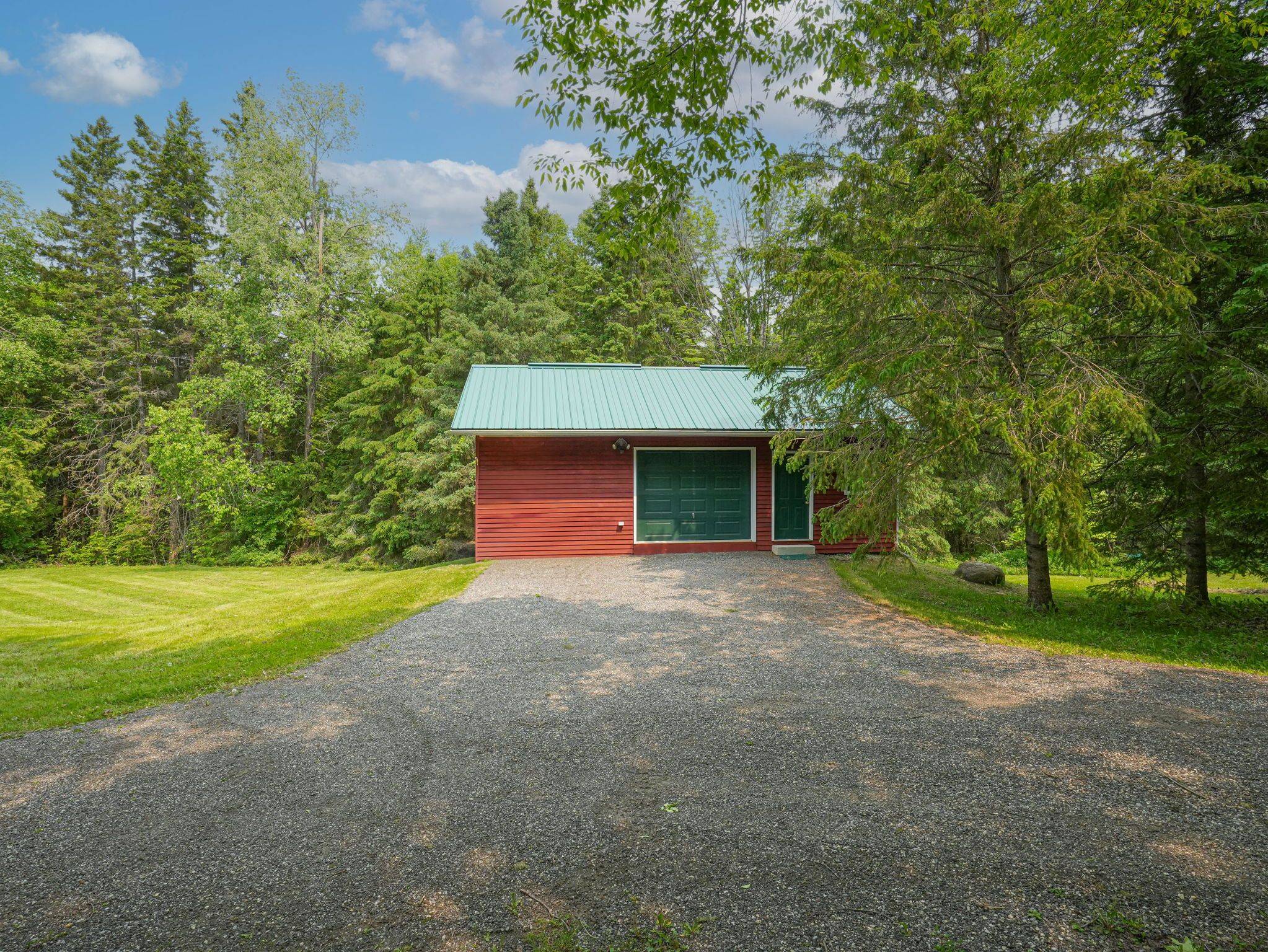 Mulmur, ON L9V 0T6,627379 15 Side Road