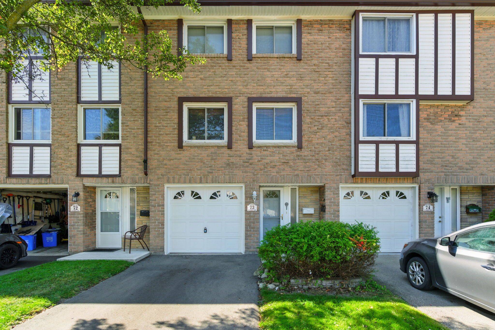 Hamilton, ON L9C 6R3,145 Rice AVE #73