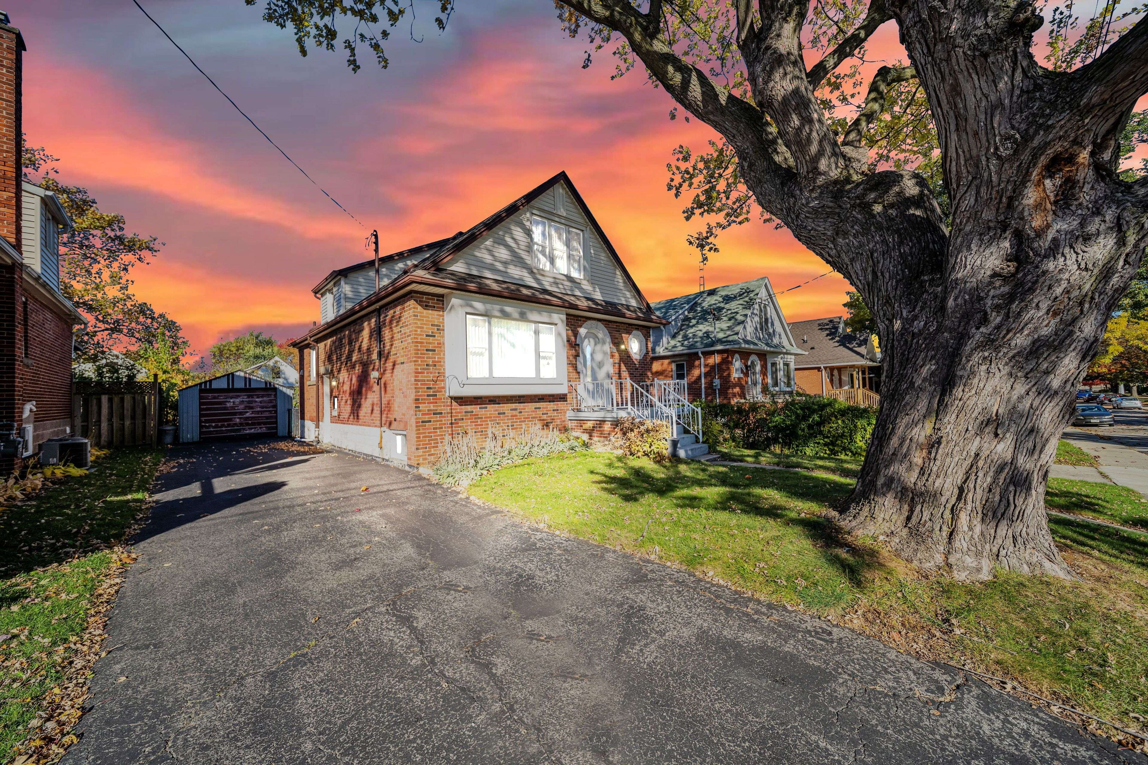 Hamilton, ON L9A 4M7,294 East 17th ST