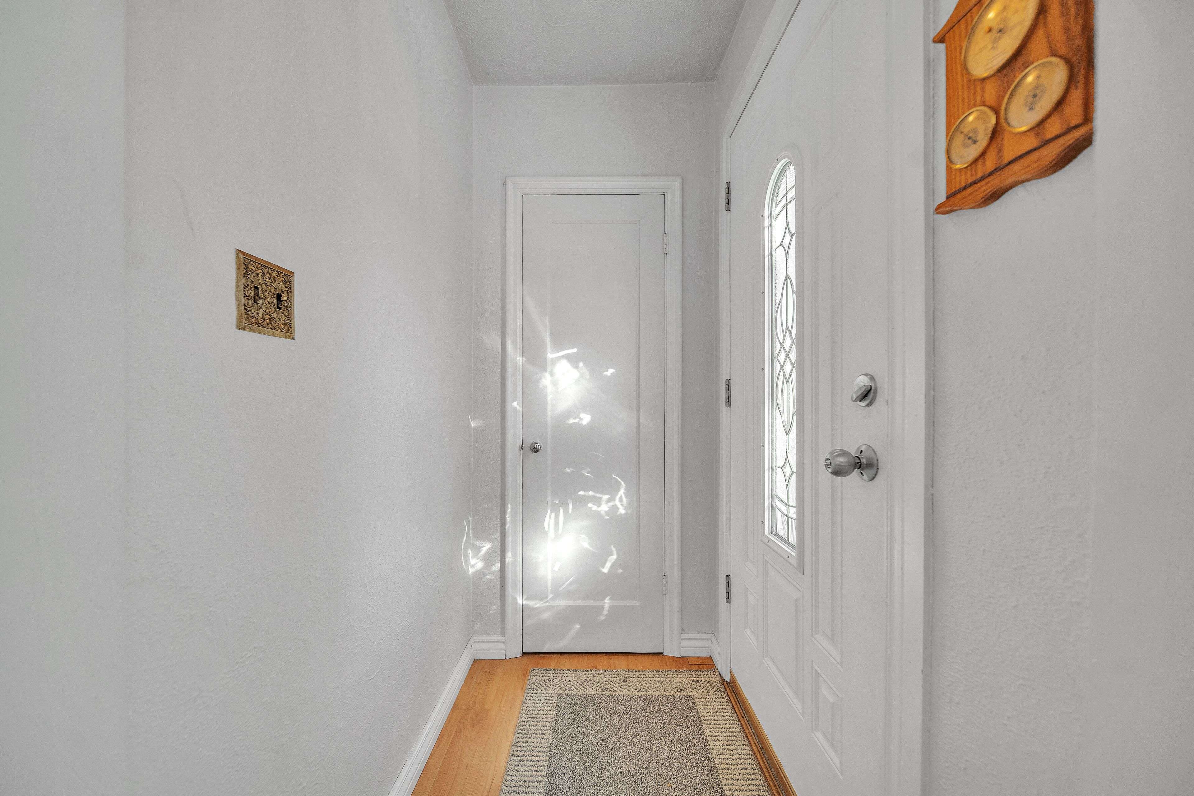 Hamilton, ON L9A 4M7,294 East 17th ST