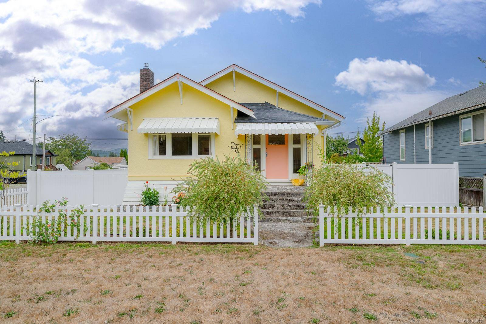 Ladysmith, BC V9G 1T4,432 Buller St