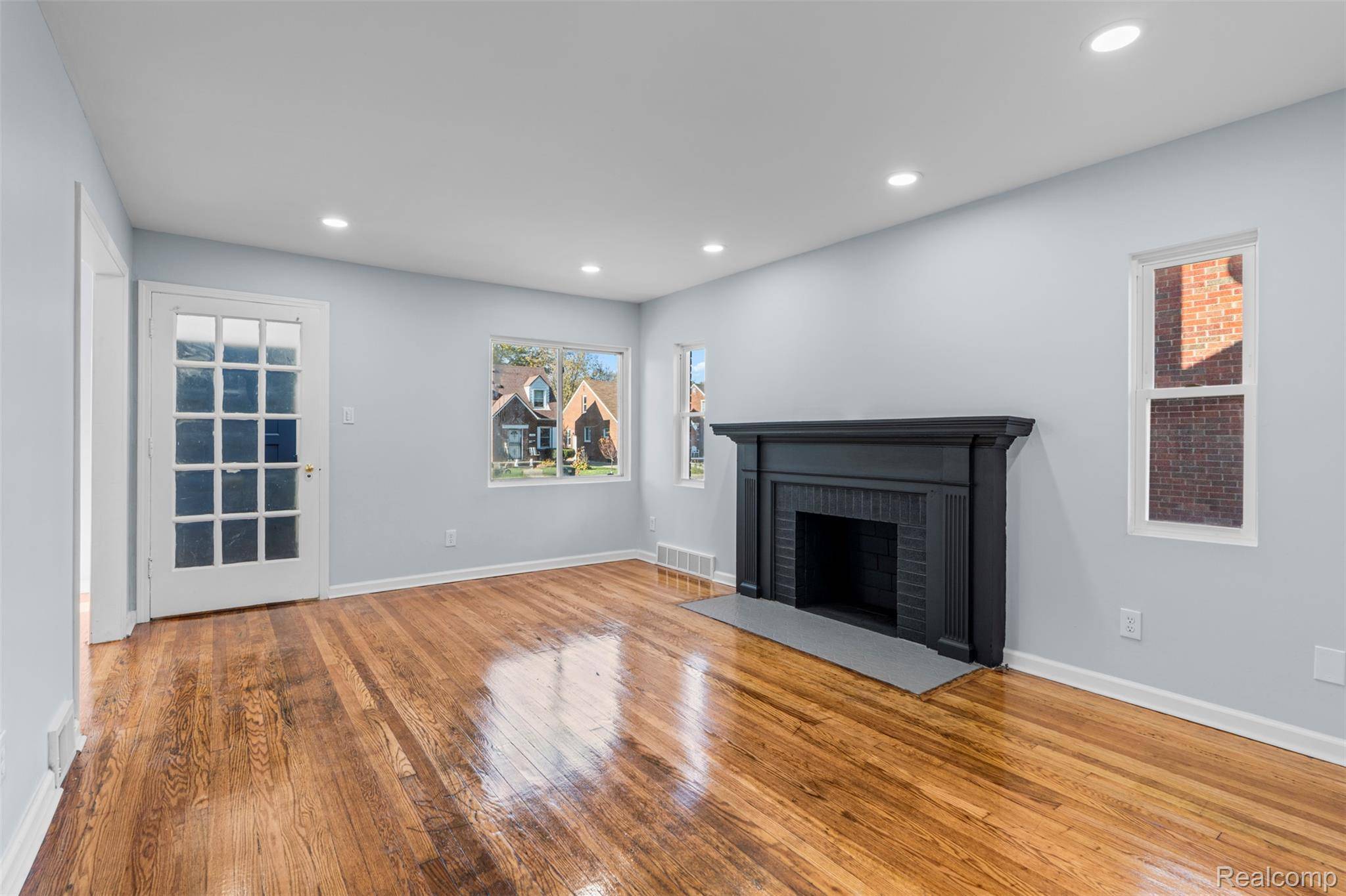 Detroit, MI 48224,10130 Somerset AVE