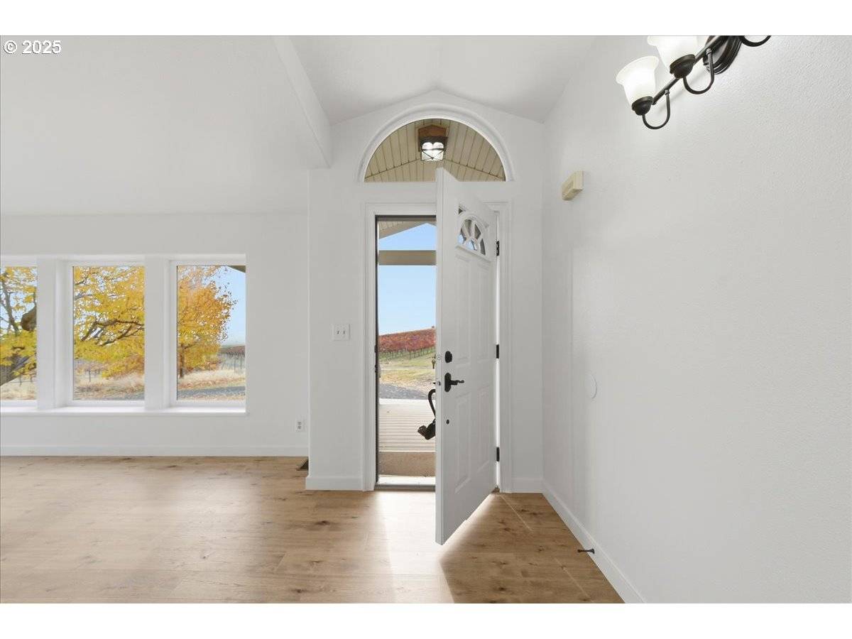 Prosser, WA 99356,499 ALDERDALE RD