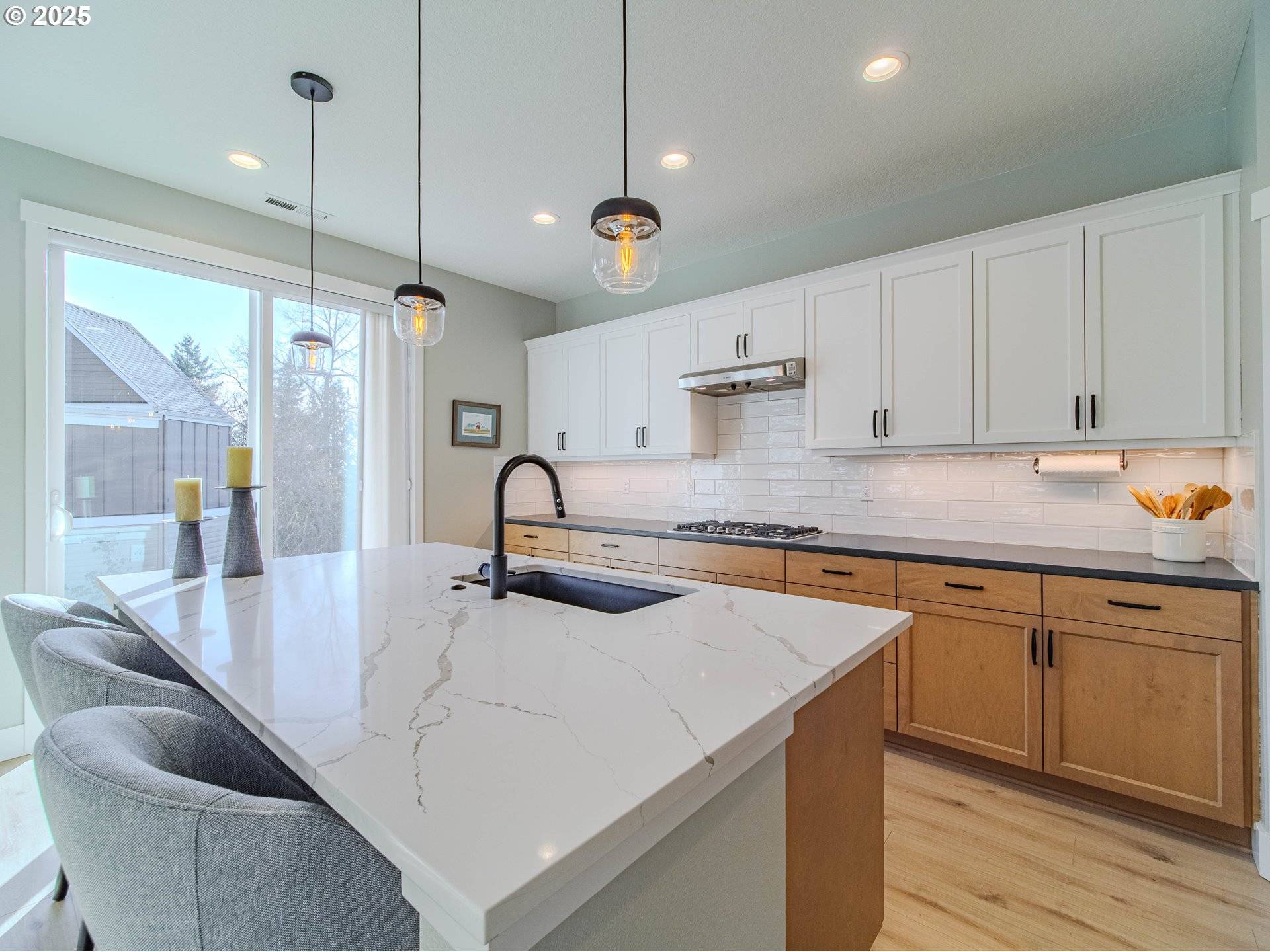 Portland, OR 97225,8588 SW SUMMIT CT