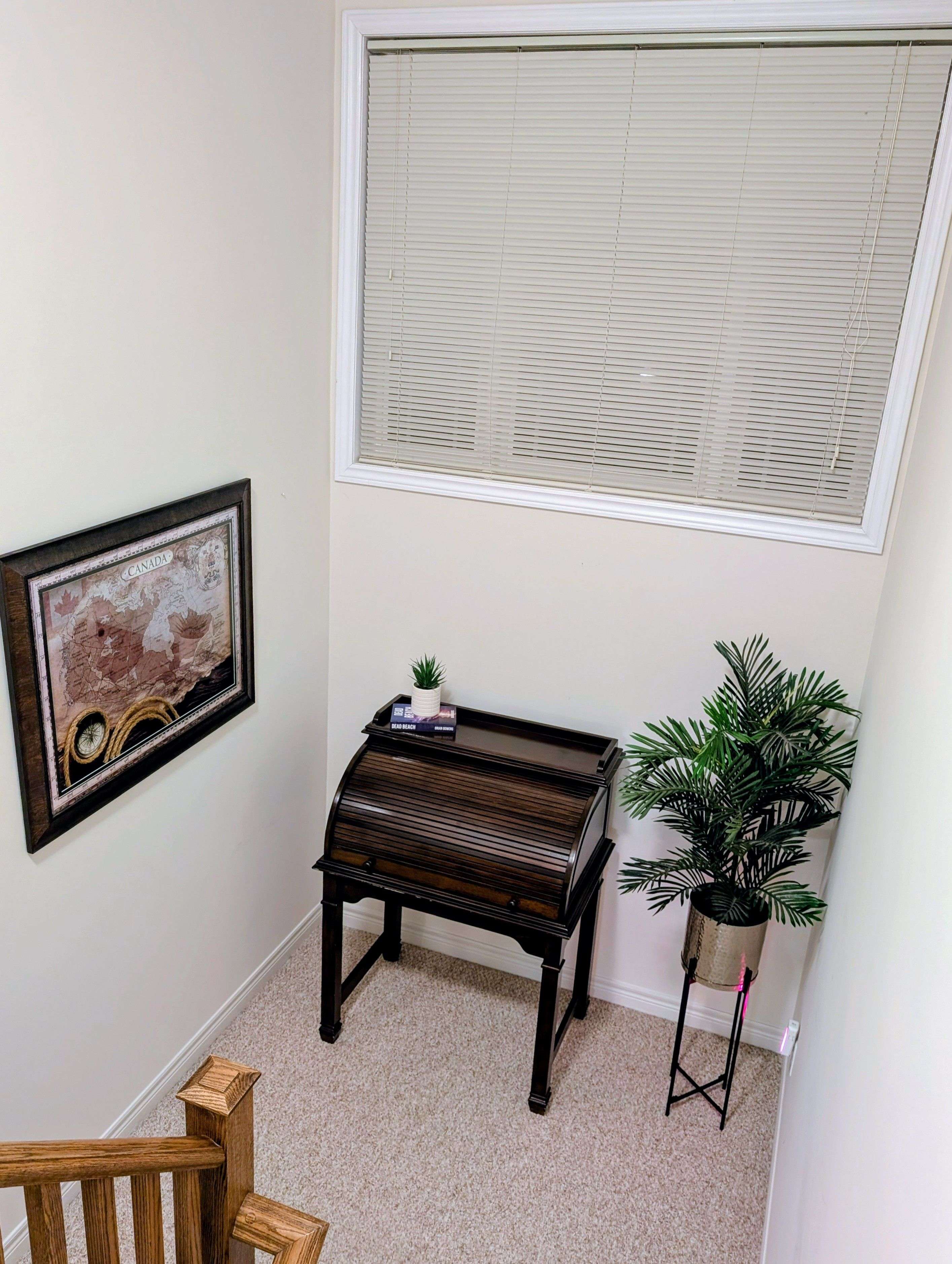 Grimsby, ON L3M 0A8,45 Hemlock WAY