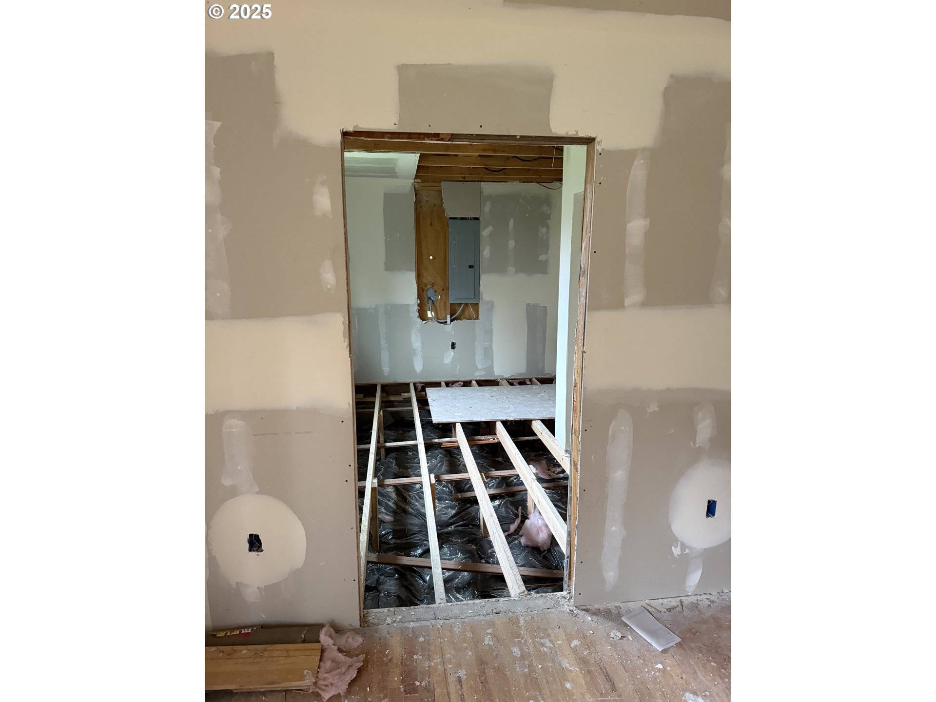 Hillsboro, OR 97123,3567 SE RIVER RD