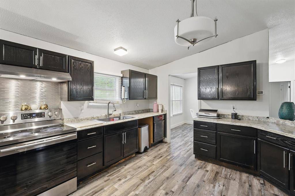 Springtown, TX 76082,217 Country Side Court