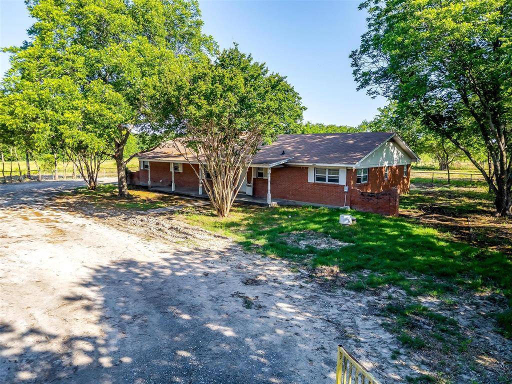 Joshua, TX 76058,324 County Road 904