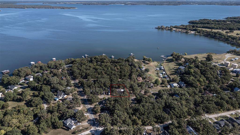 West Tawakoni, TX 75474,912 Oak Hill Drive