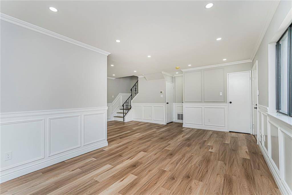 Staten Island, NY 10314,458 Windham LOOP #O