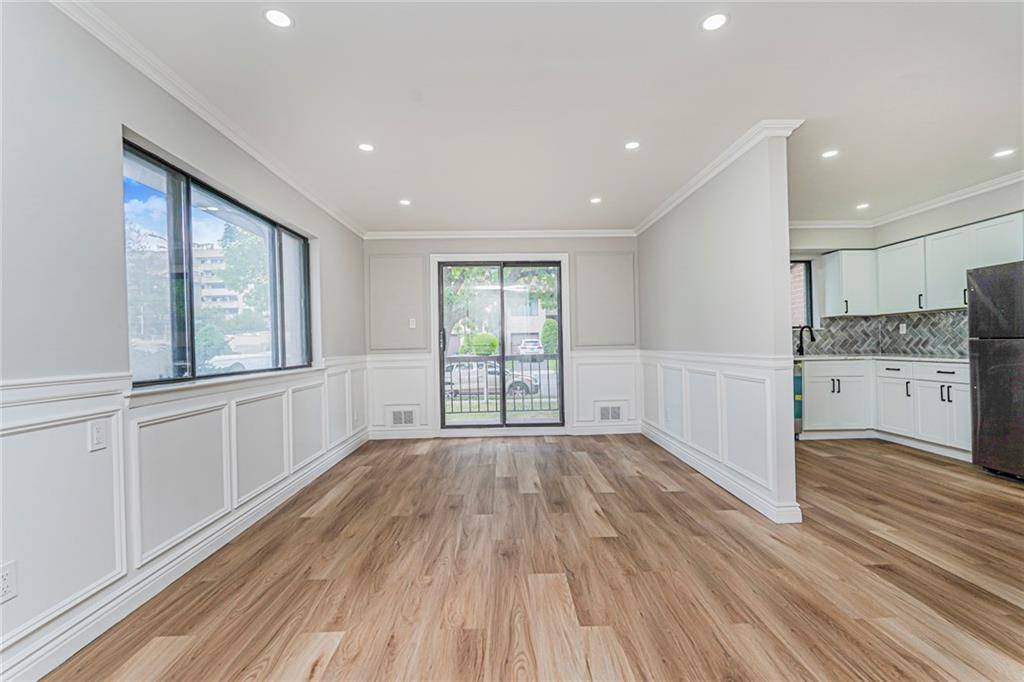 Staten Island, NY 10314,458 Windham LOOP #O