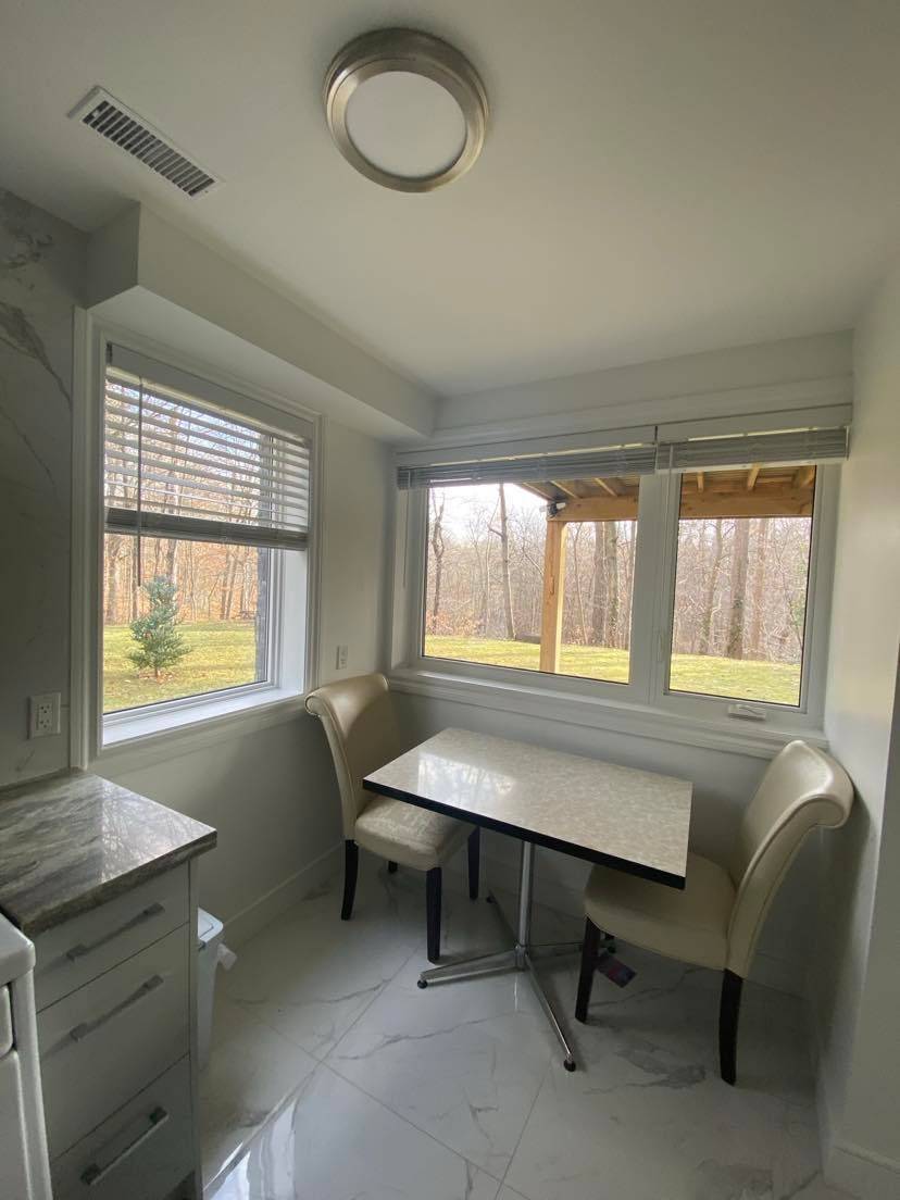 Toronto W09, ON M9P 1X3,59 Leggett AVE #Main