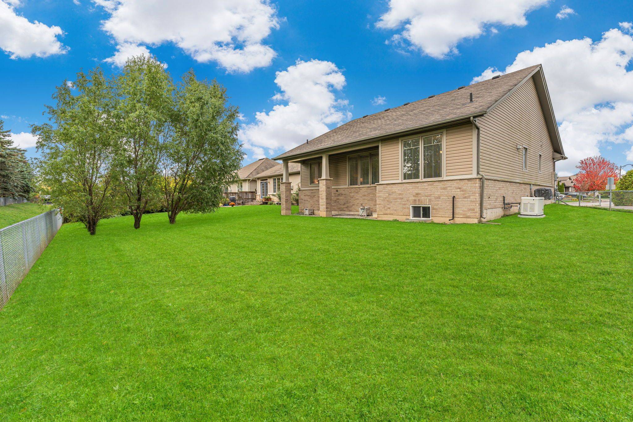 West Lincoln, ON L0R 2A0,5 Oakdale BLVD