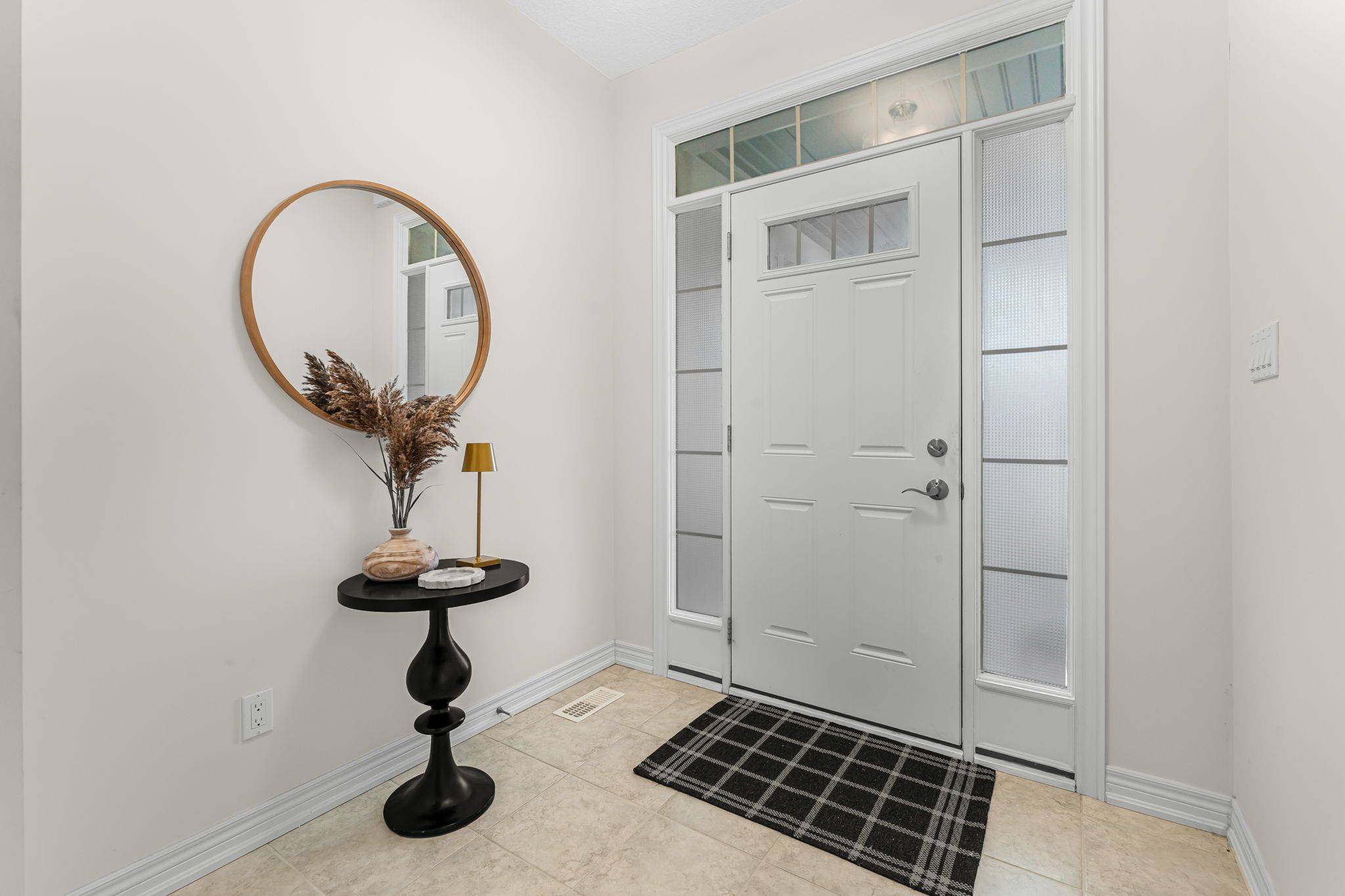 West Lincoln, ON L0R 2A0,5 Oakdale BLVD