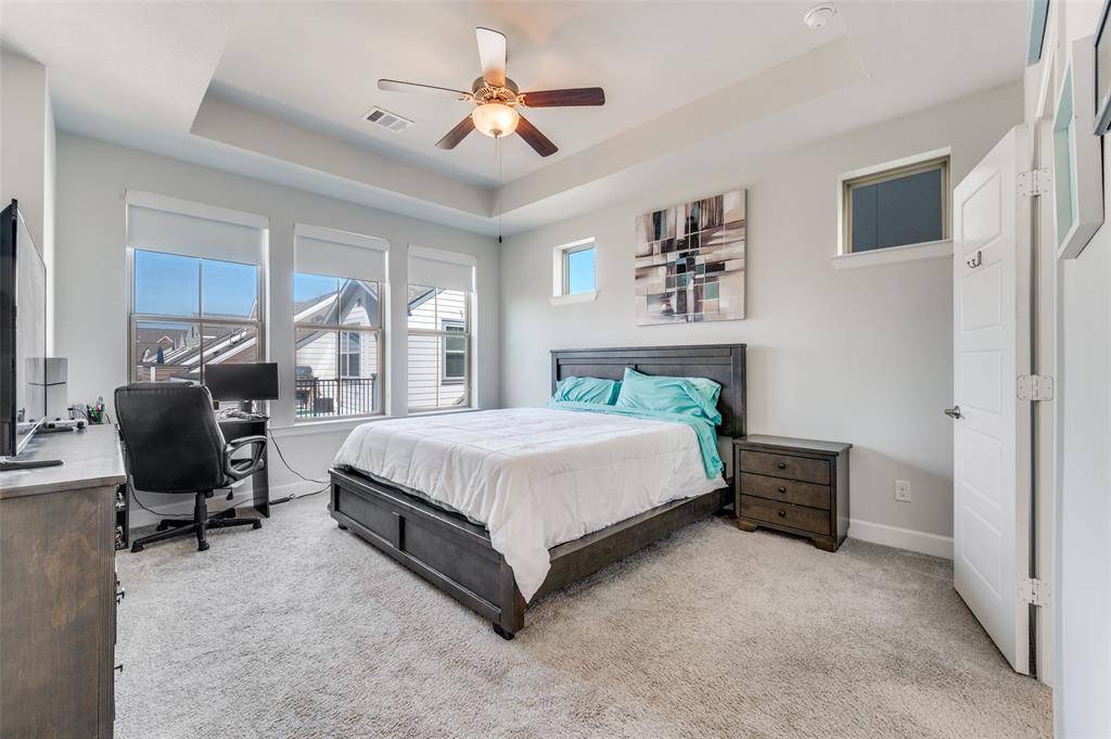 Dallas, TX 75212,2739 Flowering Peach Lane