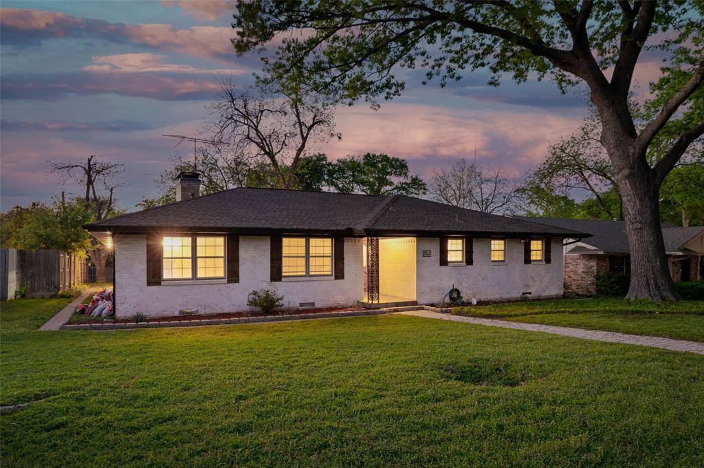 Dallas, TX 75228,8815 Bretshire Drive