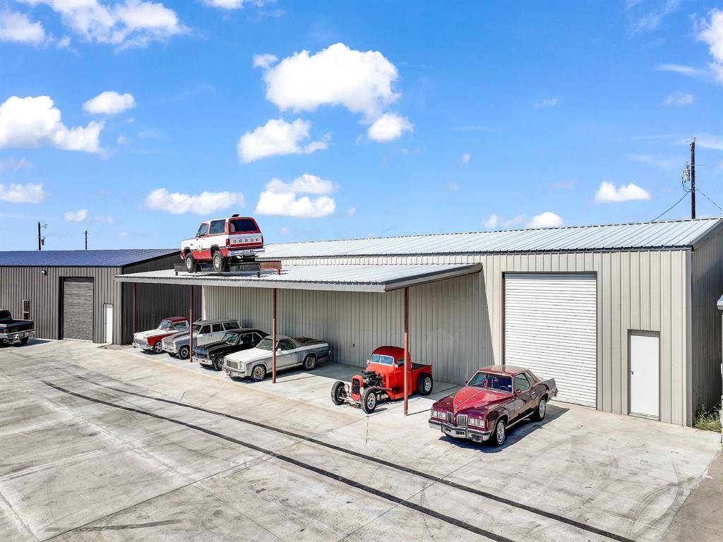 Weatherford, TX 76085,5989 N FM 51 Highway N