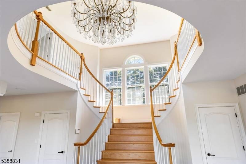 Hopewell Twp., NJ 08560,18 Todd Ridge Rd.