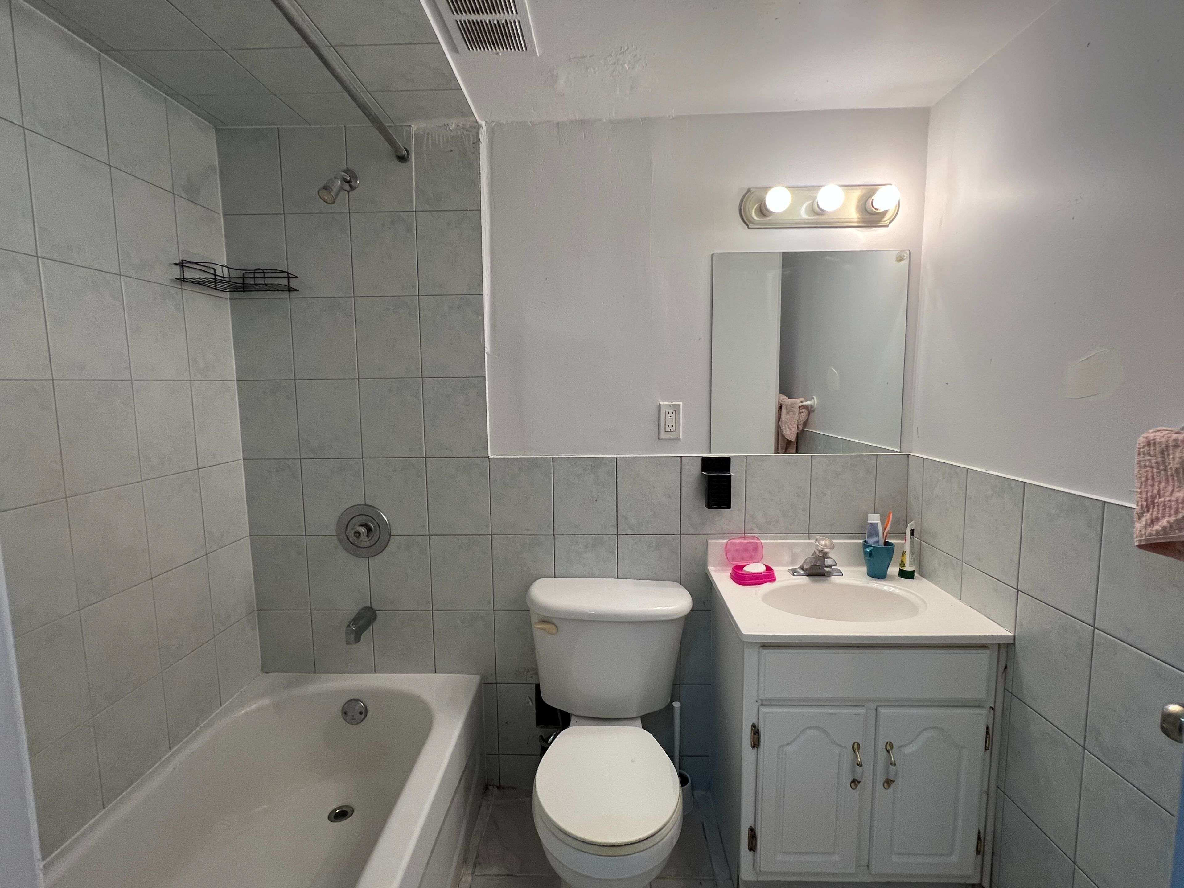 Toronto W05, ON M3N 2K9,4645 Jane ST #637