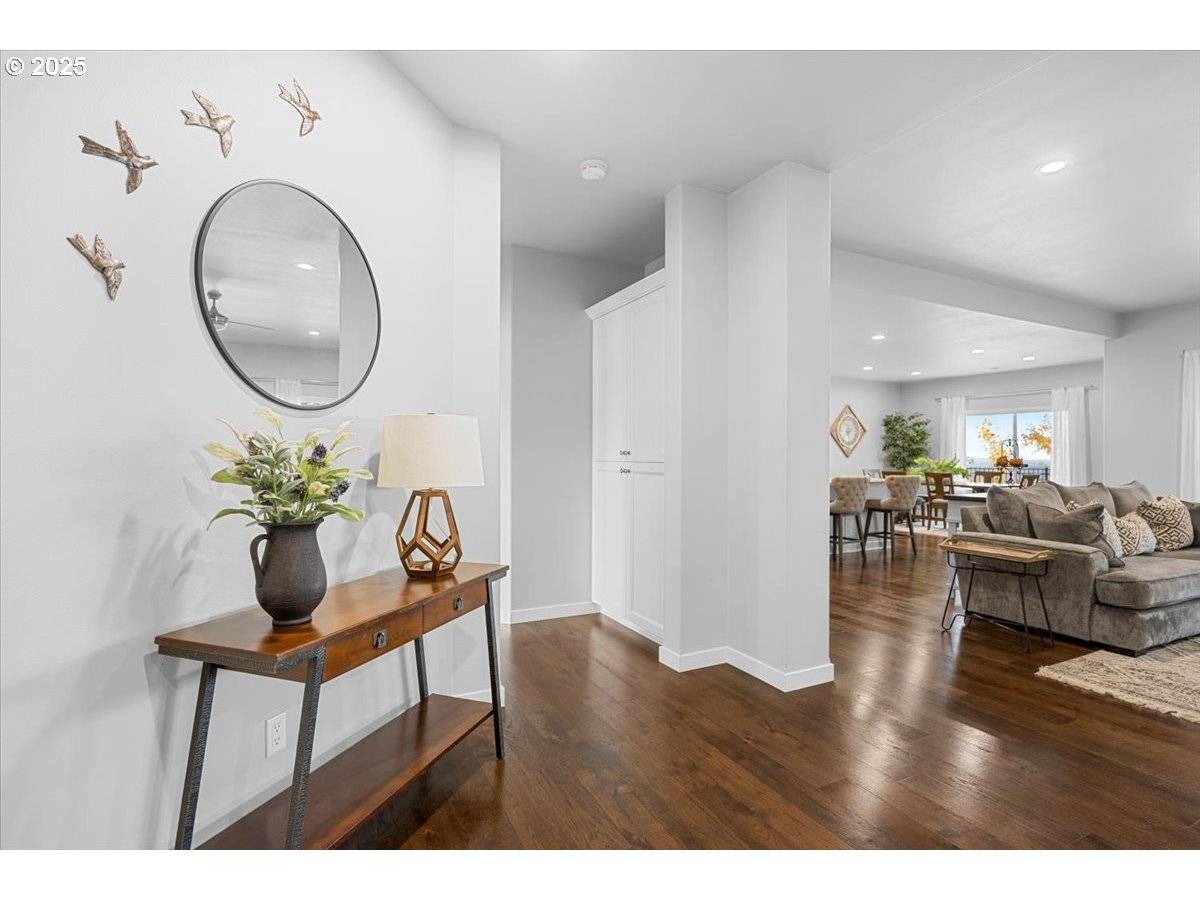 Sutherlin, OR 97479,811 PEBBLE CREEK ST