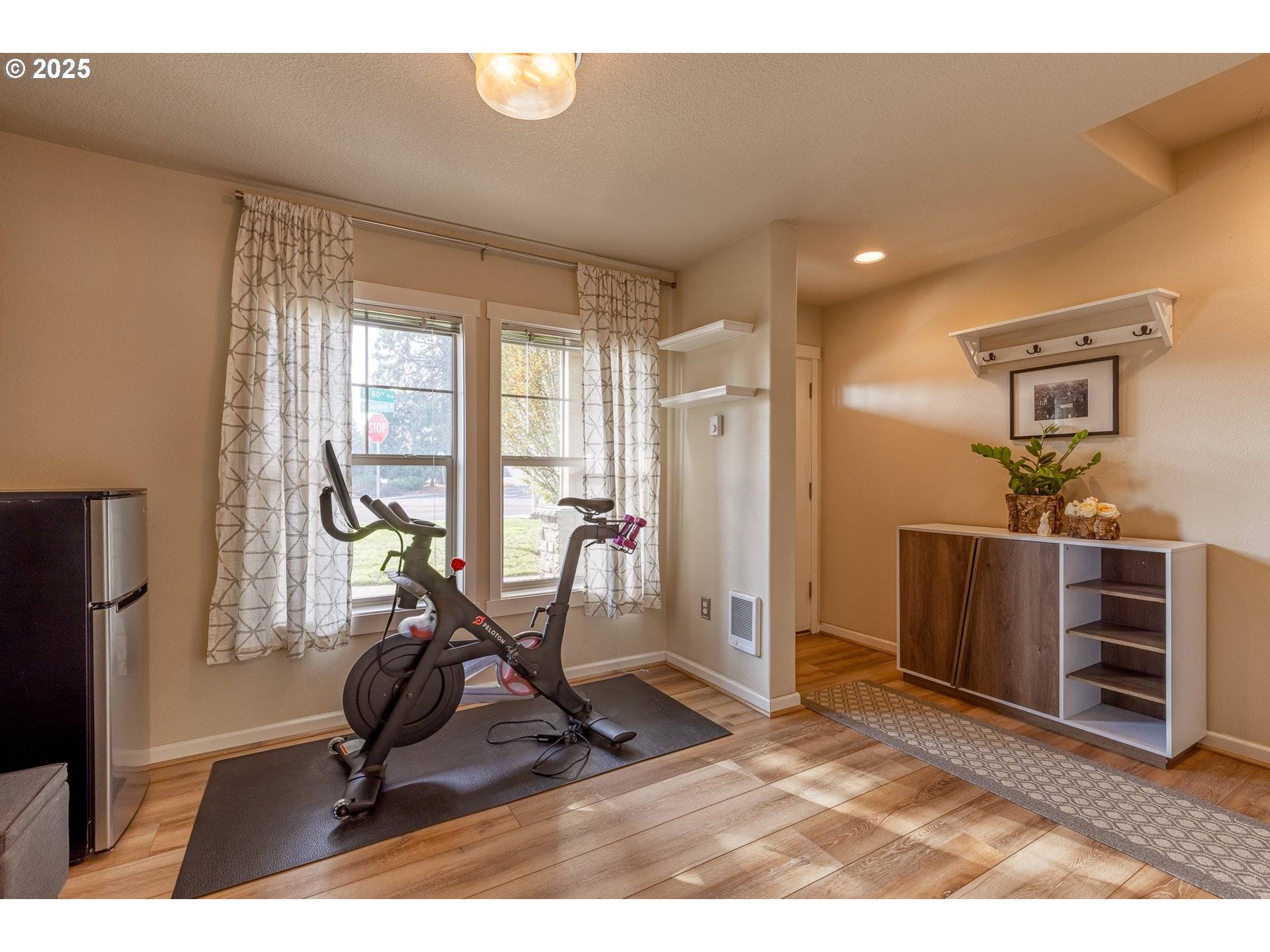 Hillsboro, OR 97006,7974 NE HEISER ST