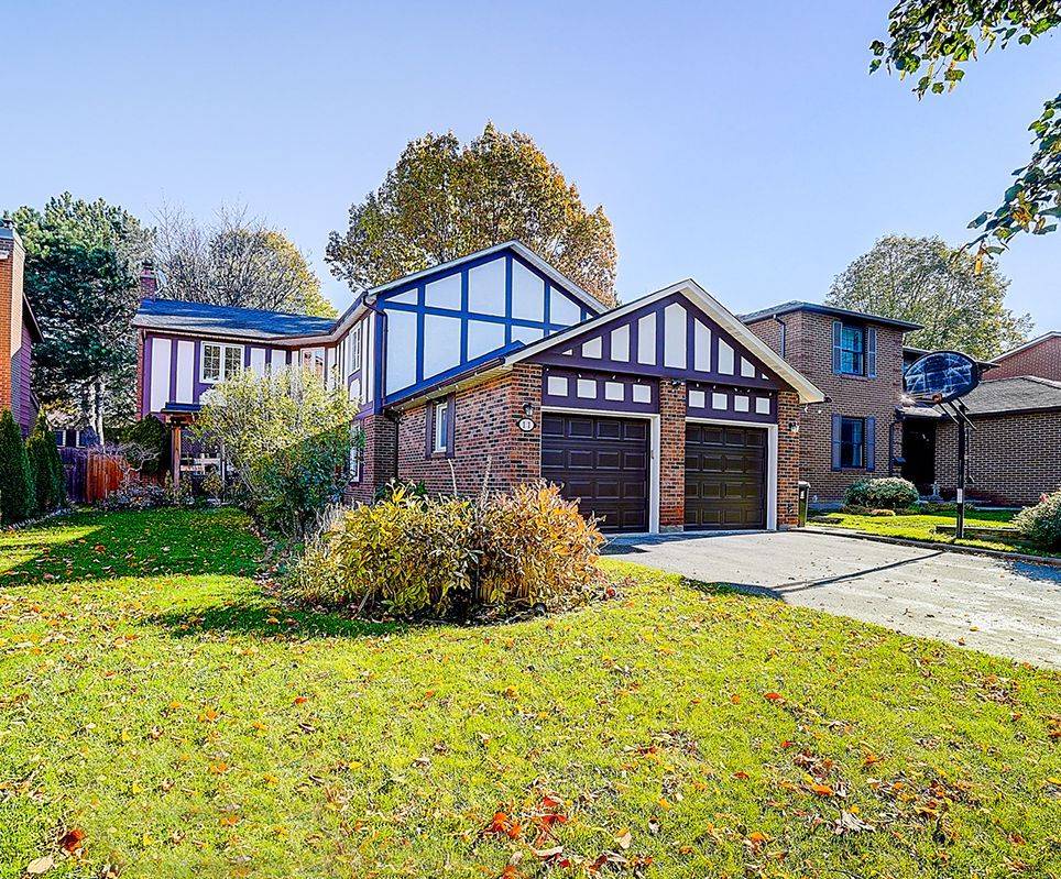 Toronto C12, ON M2L 2V9,11 Elkpath AVE