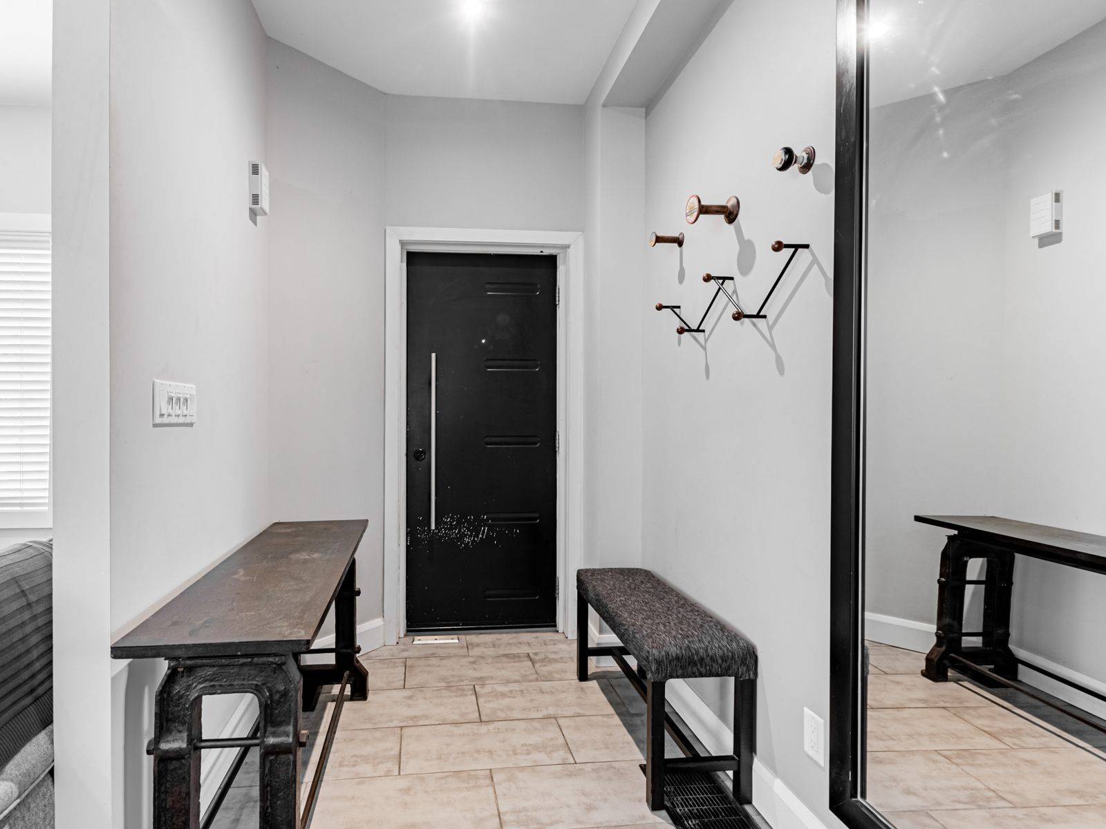 Toronto C03, ON M6C 2P7,480 Vaughan RD