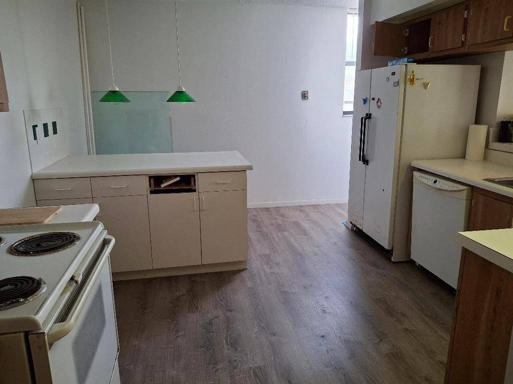 Oakland Park, FL 33309,106 Lake Emerald Dr #315