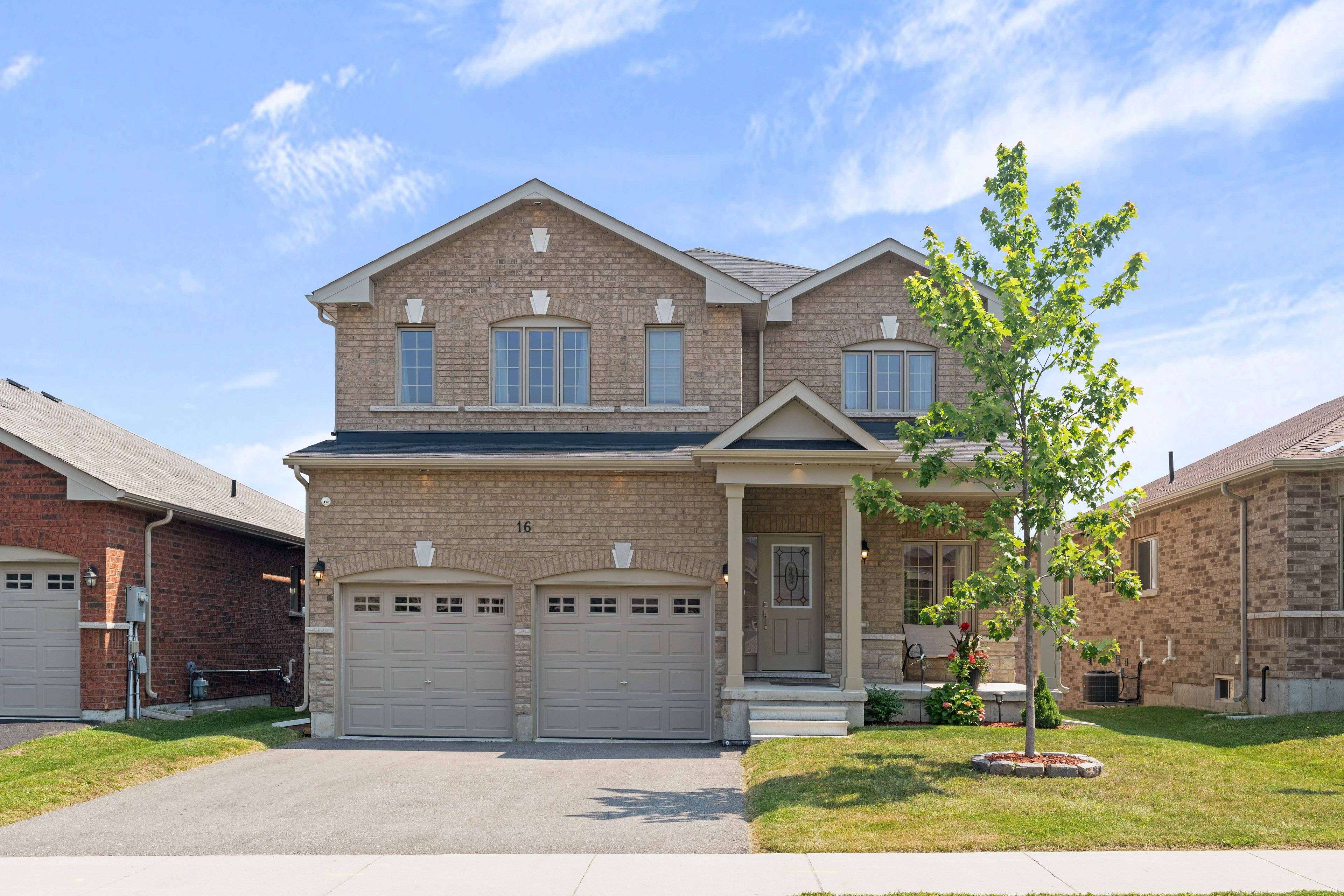 Penetanguishene, ON L9M 0V7,16 Hewson ST