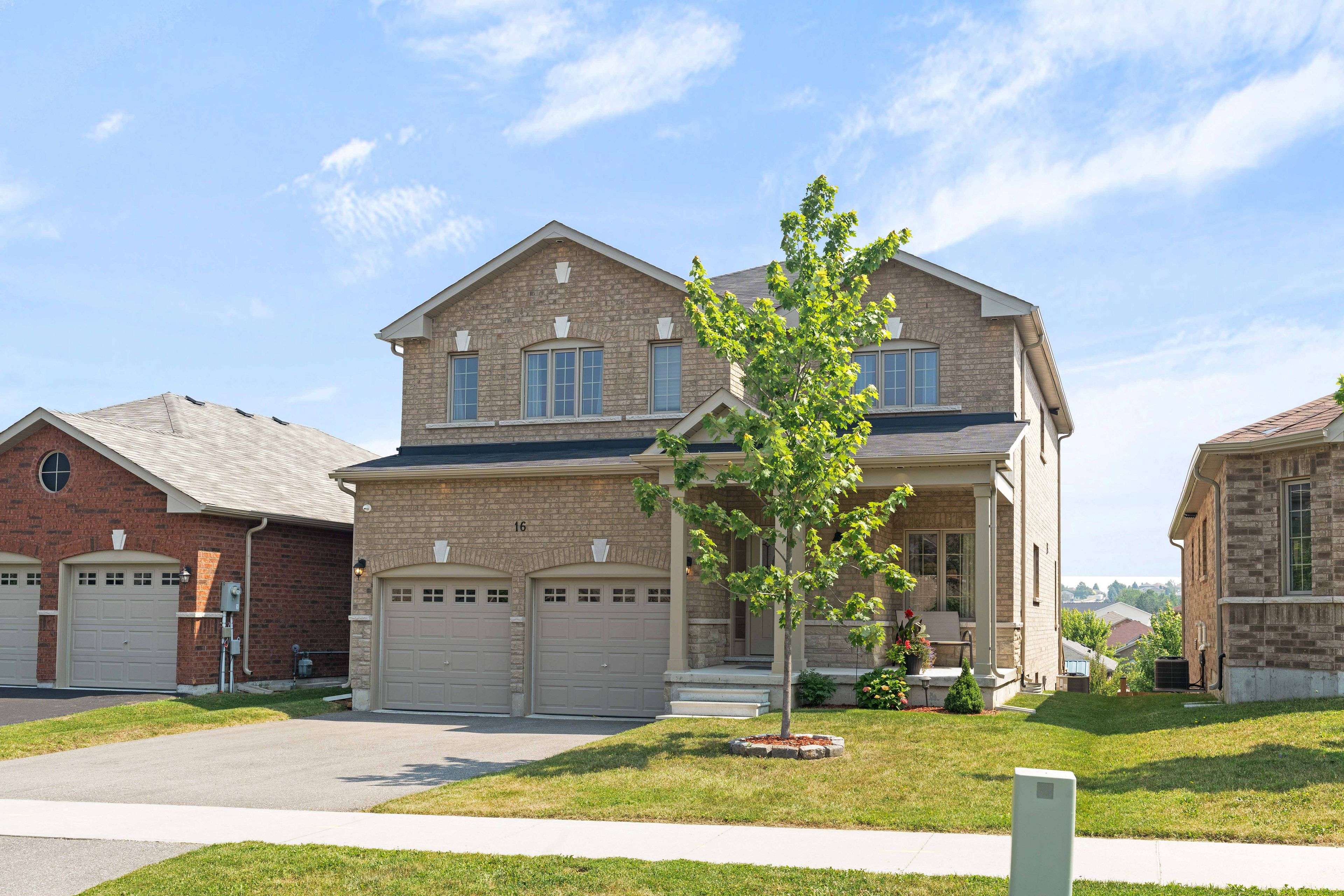 Penetanguishene, ON L9M 0V7,16 Hewson ST