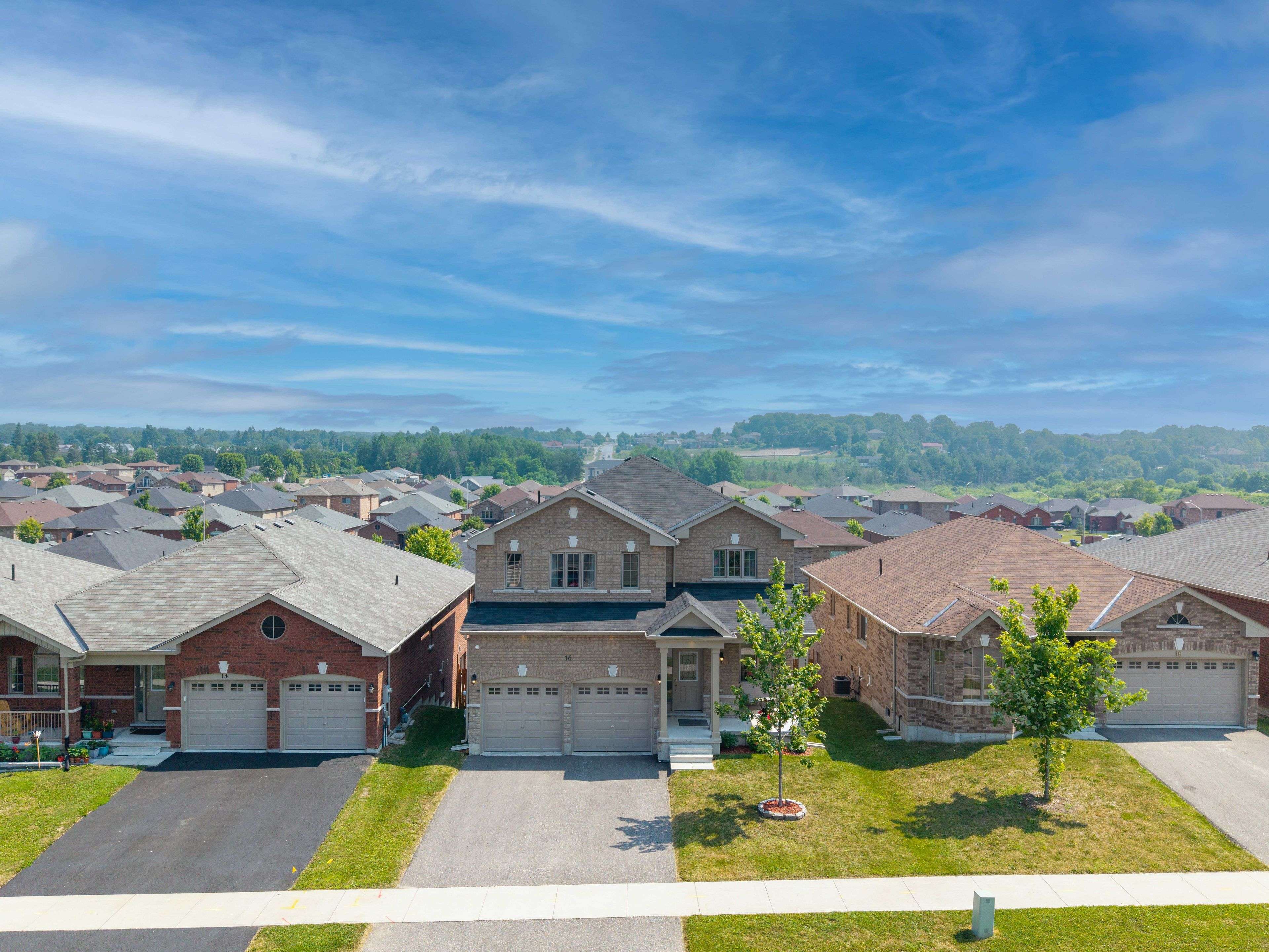 Penetanguishene, ON L9M 0V7,16 Hewson ST