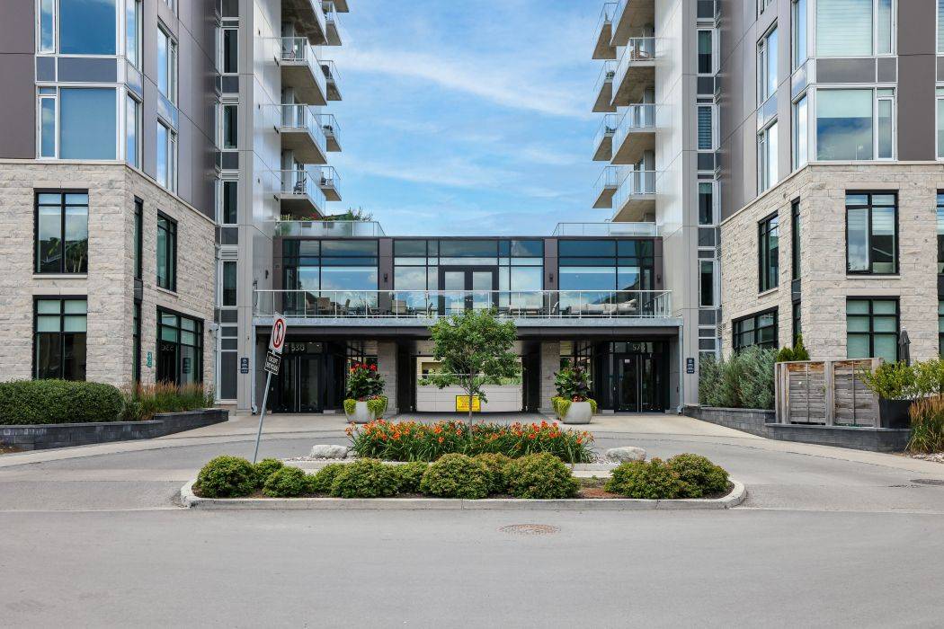 Glebe - Ottawa East And Area, ON K1S 5X2,570 De Mazenod AVE #412