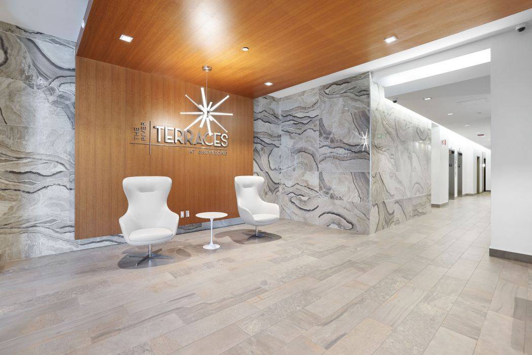 Glebe - Ottawa East And Area, ON K1S 5X2,570 De Mazenod AVE #412