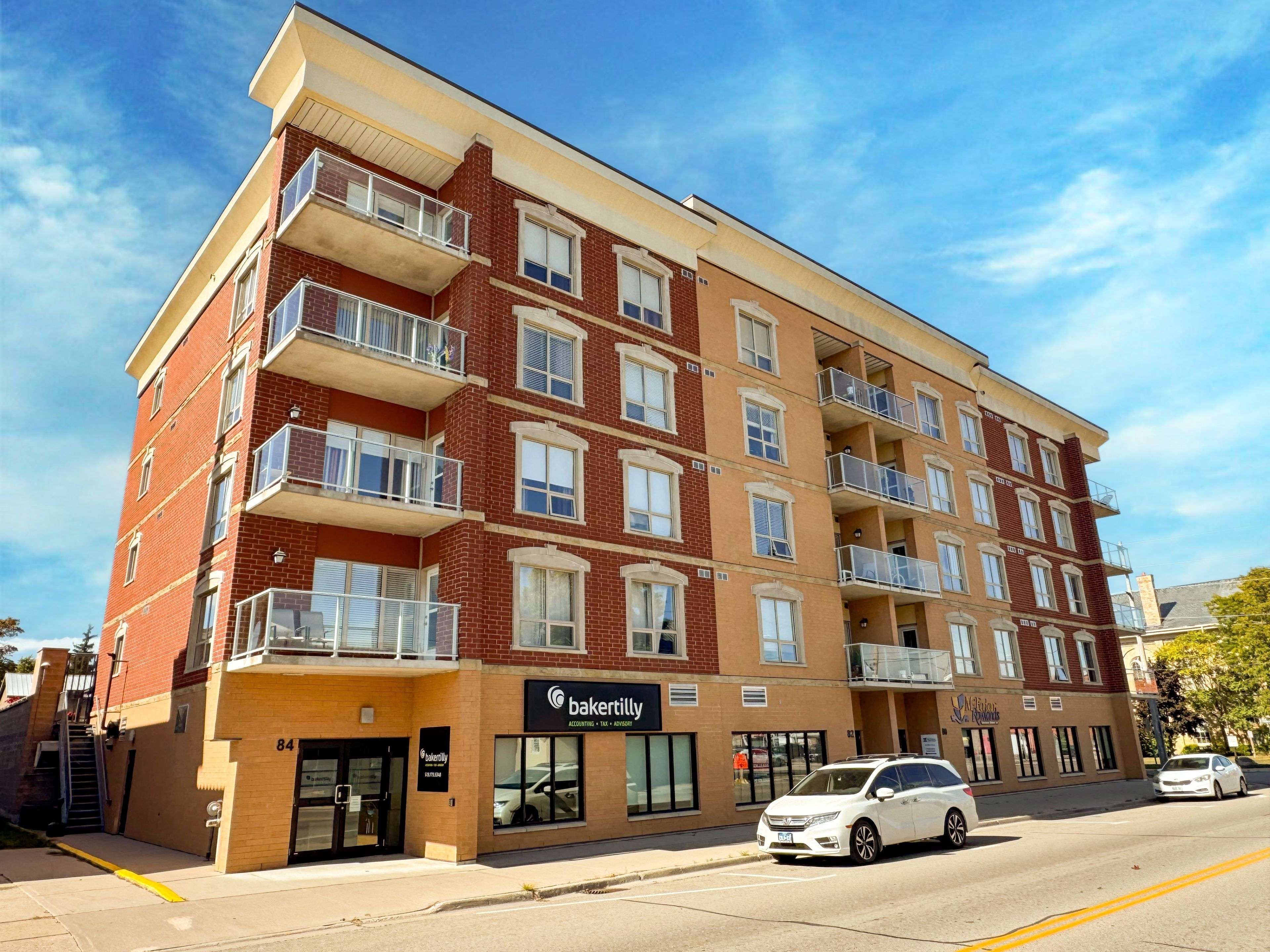 Aylmer, ON N5H 1M4,82 John ST S