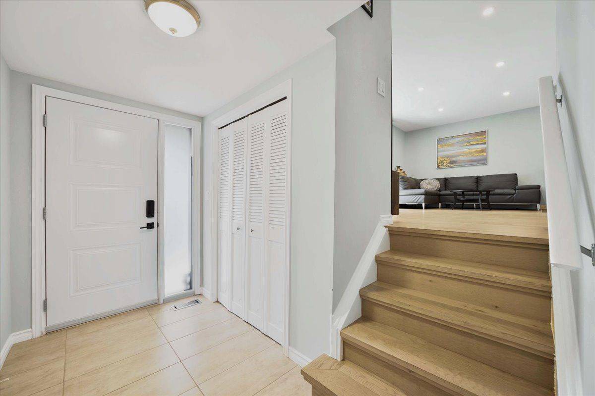 St. Catharines, ON L2M 7B6,72 Cindy DR