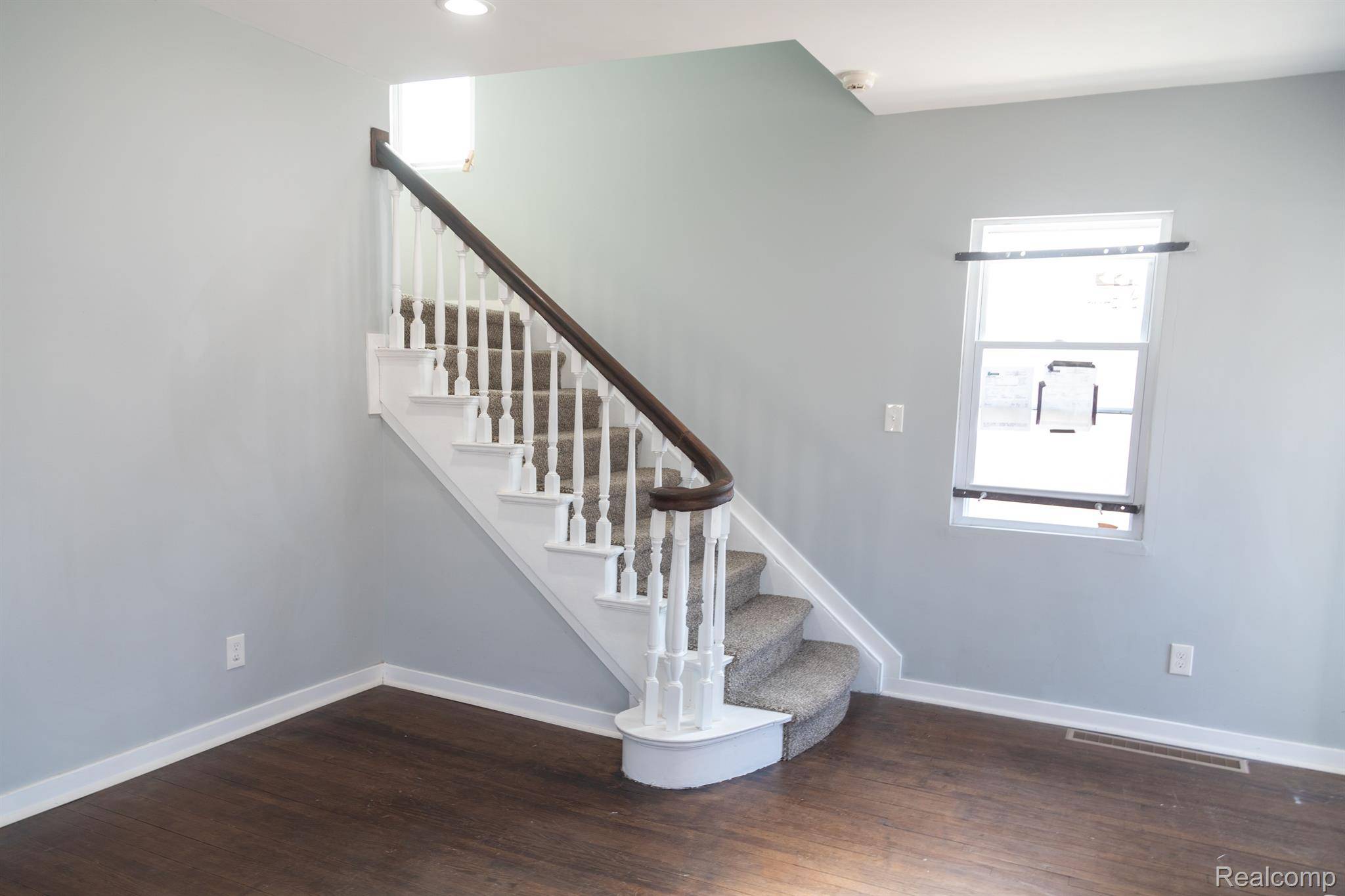 Detroit, MI 48224,3926 THREE MILE DR