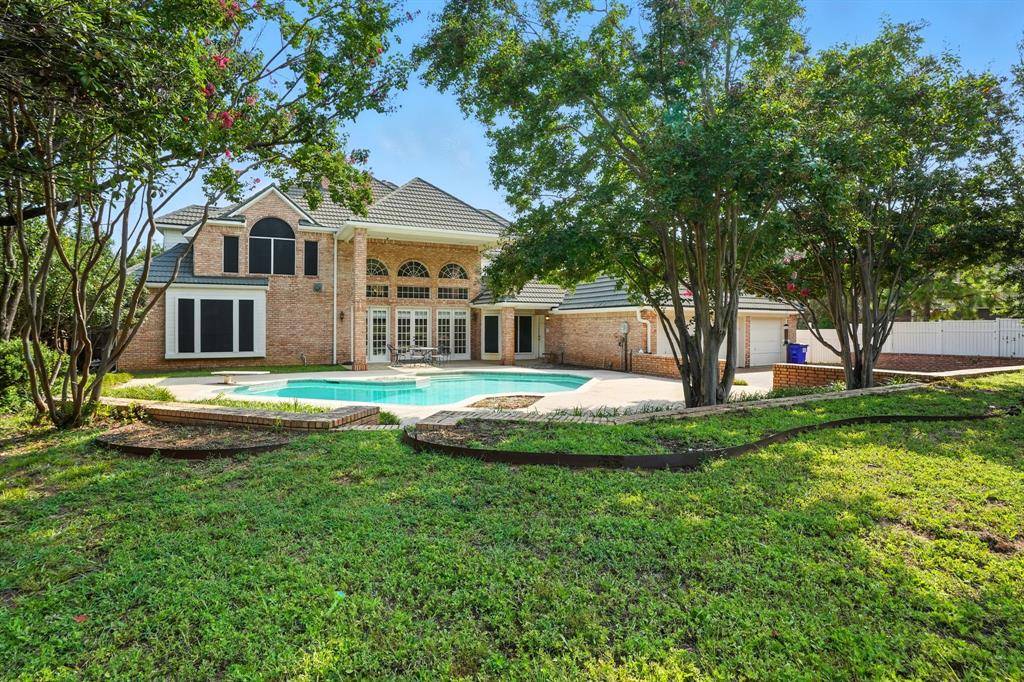 Colleyville, TX 76034,7200 Belle Meade Drive