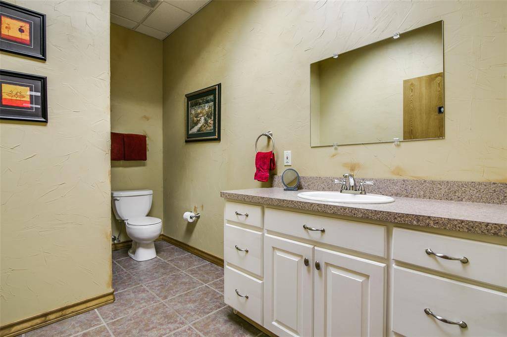 Caddo Mills, TX 75135,4132 Interstate 30 W #5