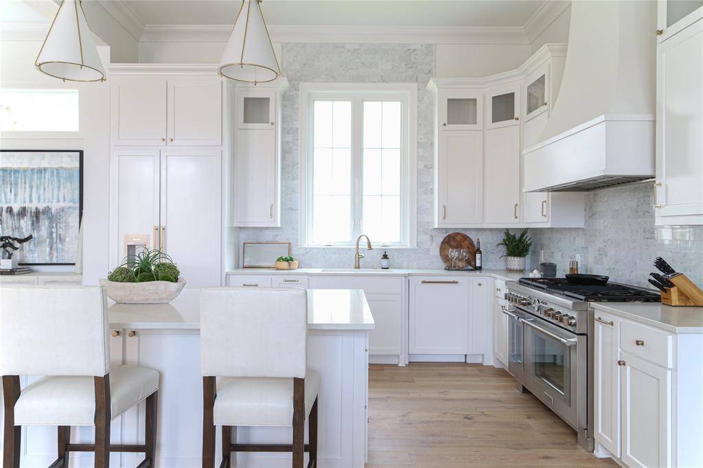 Shreveport, LA 71106,2092 Fairwoods Drive